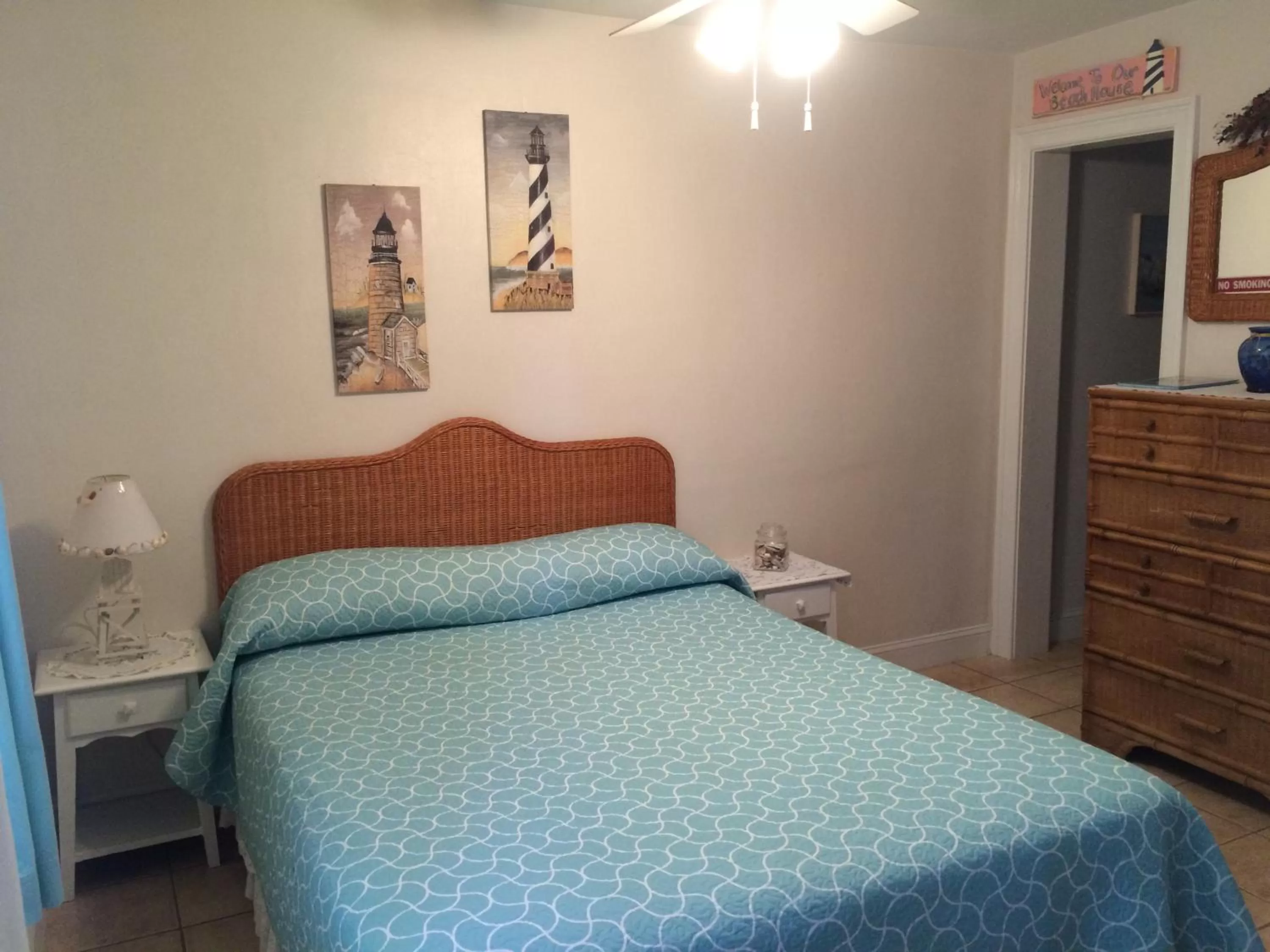 Bedroom, Room Photo in Angie's Guest Cottage