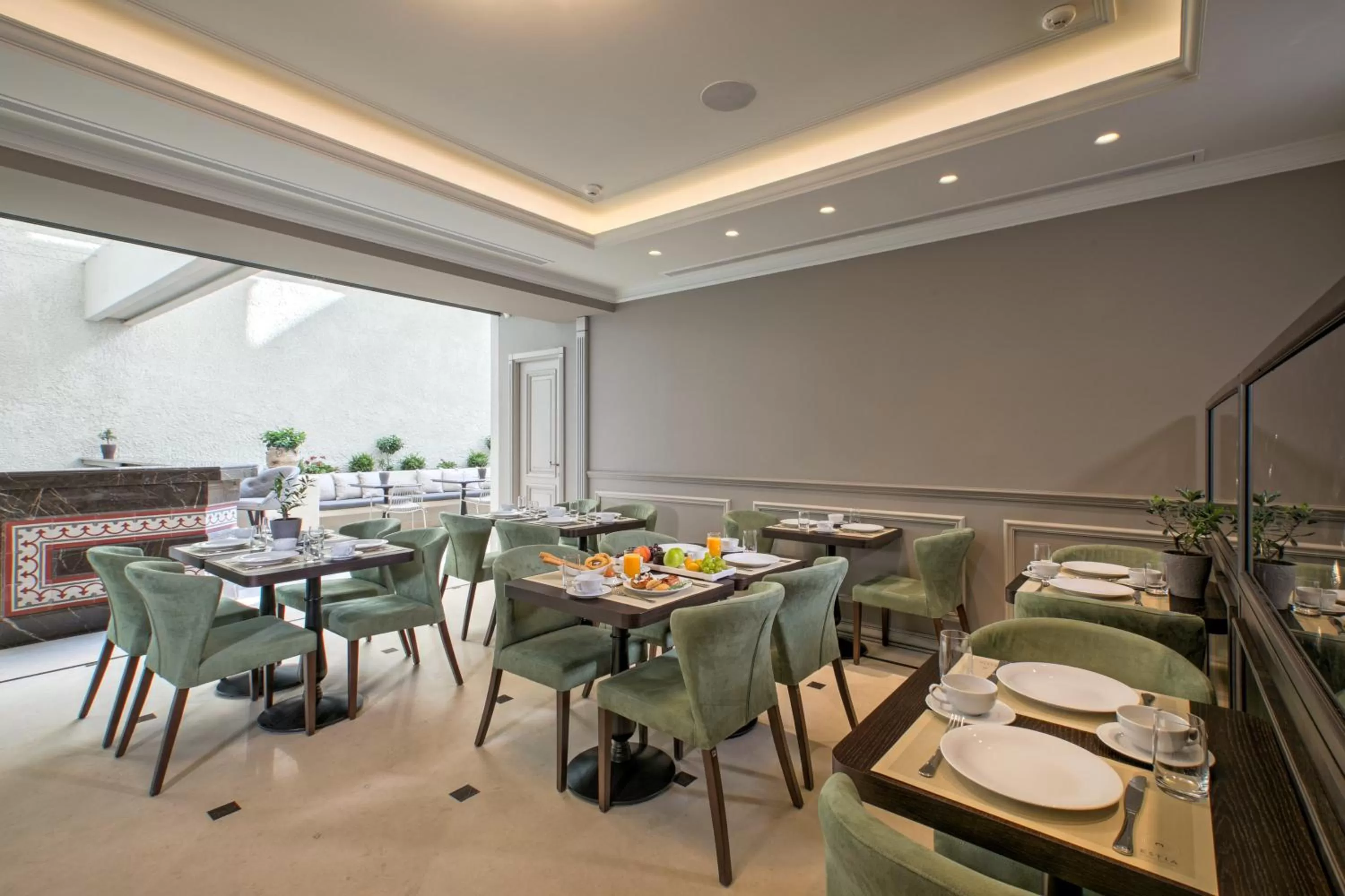 Breakfast in Estia Boutique Apartments