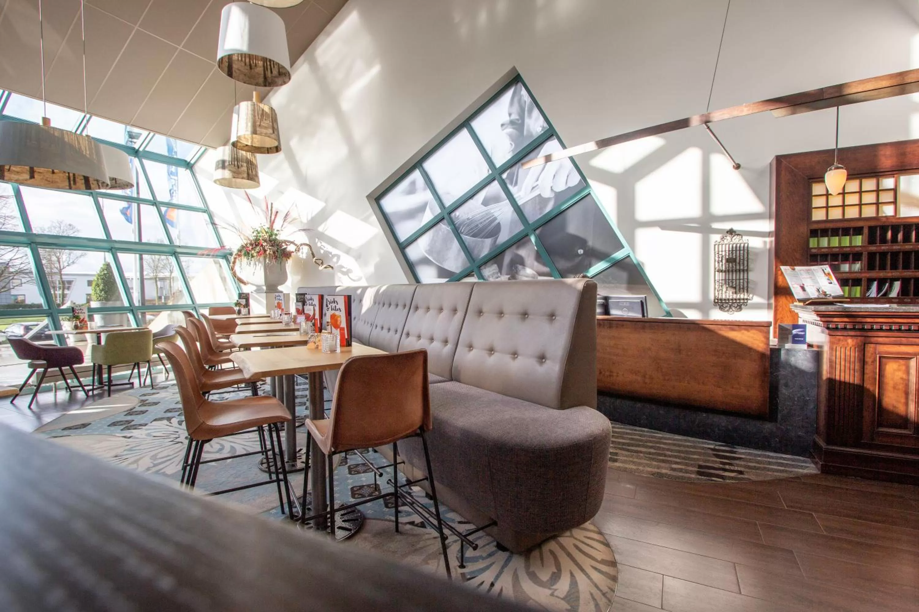 Lobby or reception in Best Western Hotel Nobis Eindhoven-Venlo A67