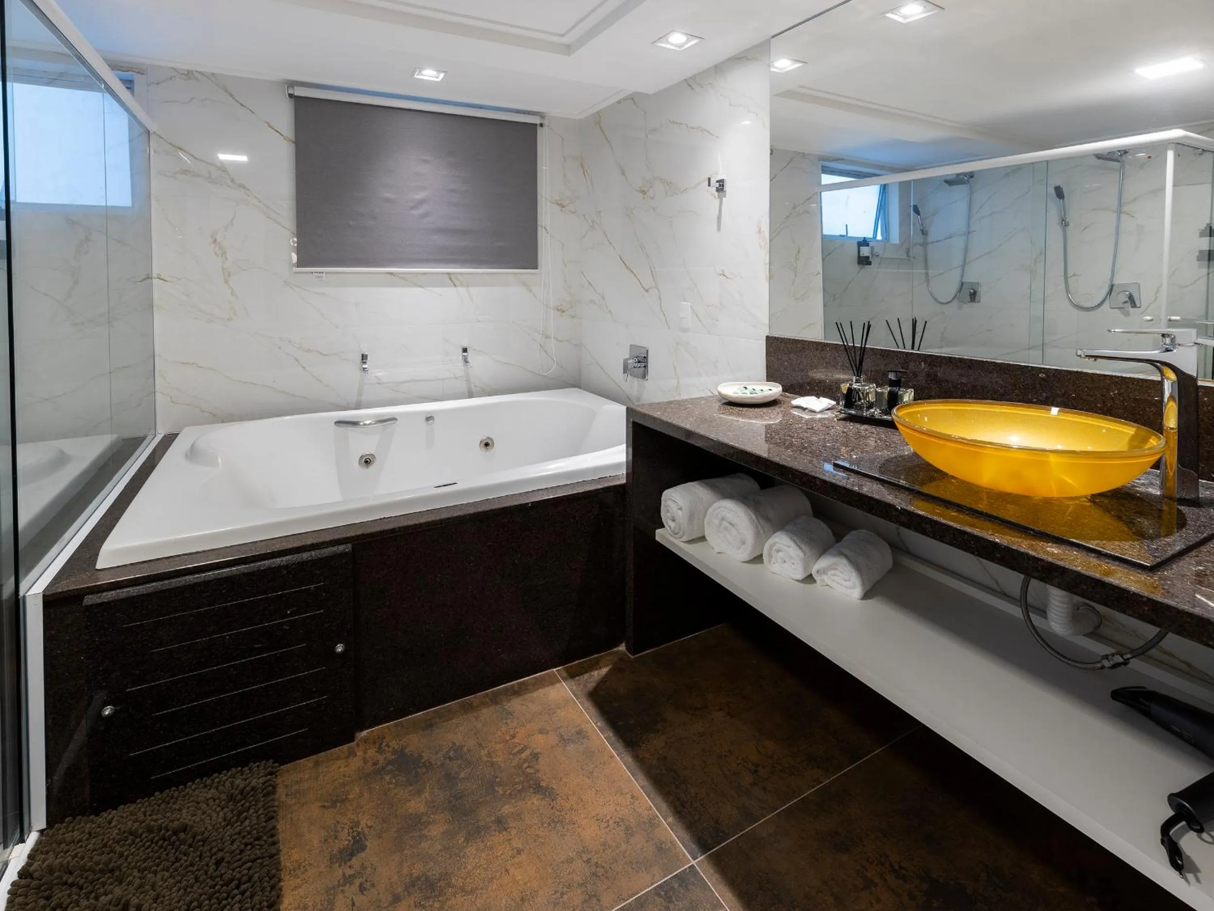 Hot Tub in Hotel Sibara SPA & Convenções