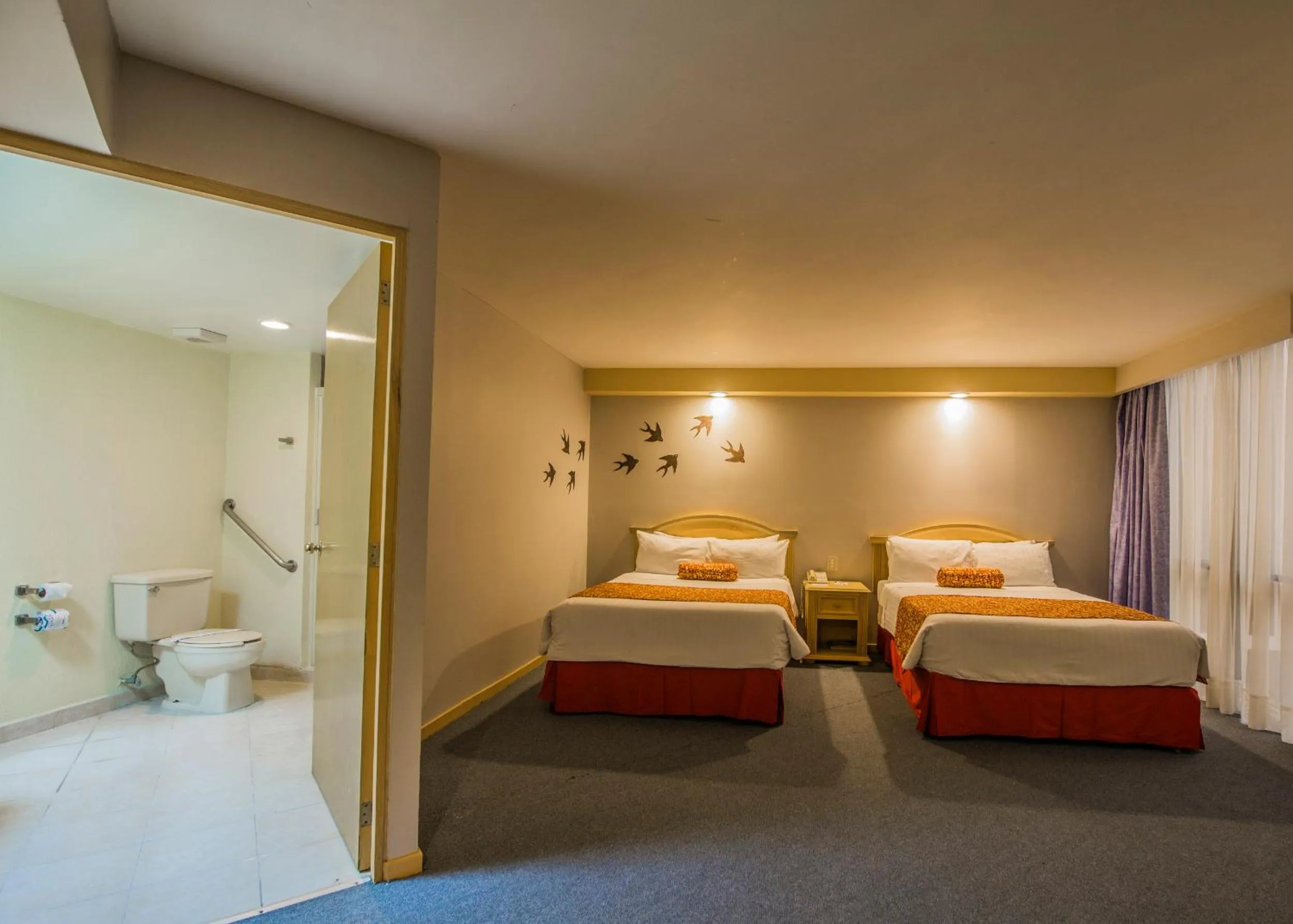 Bed in Aranzazu Plaza Kristal Aguascalientes