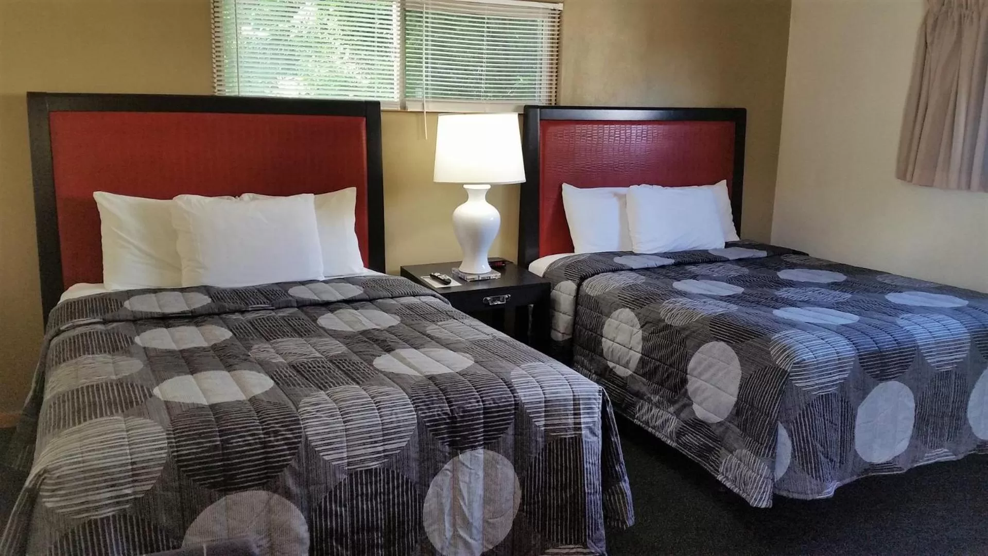 Bed in The Simplicity Inn