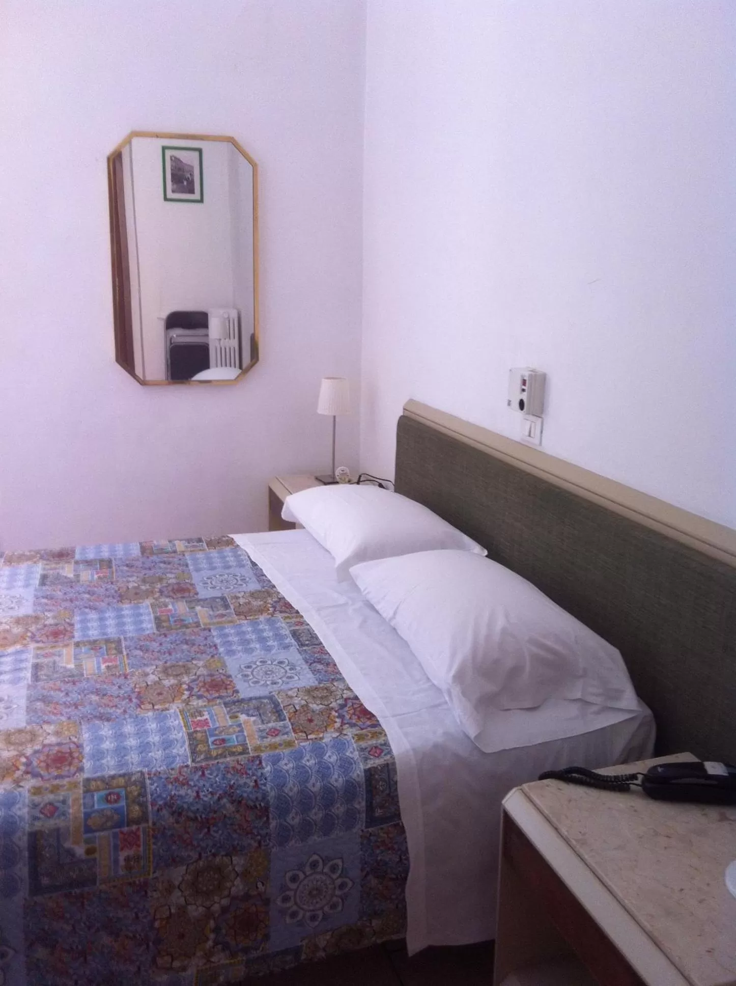 Bed in Hotel Gambara