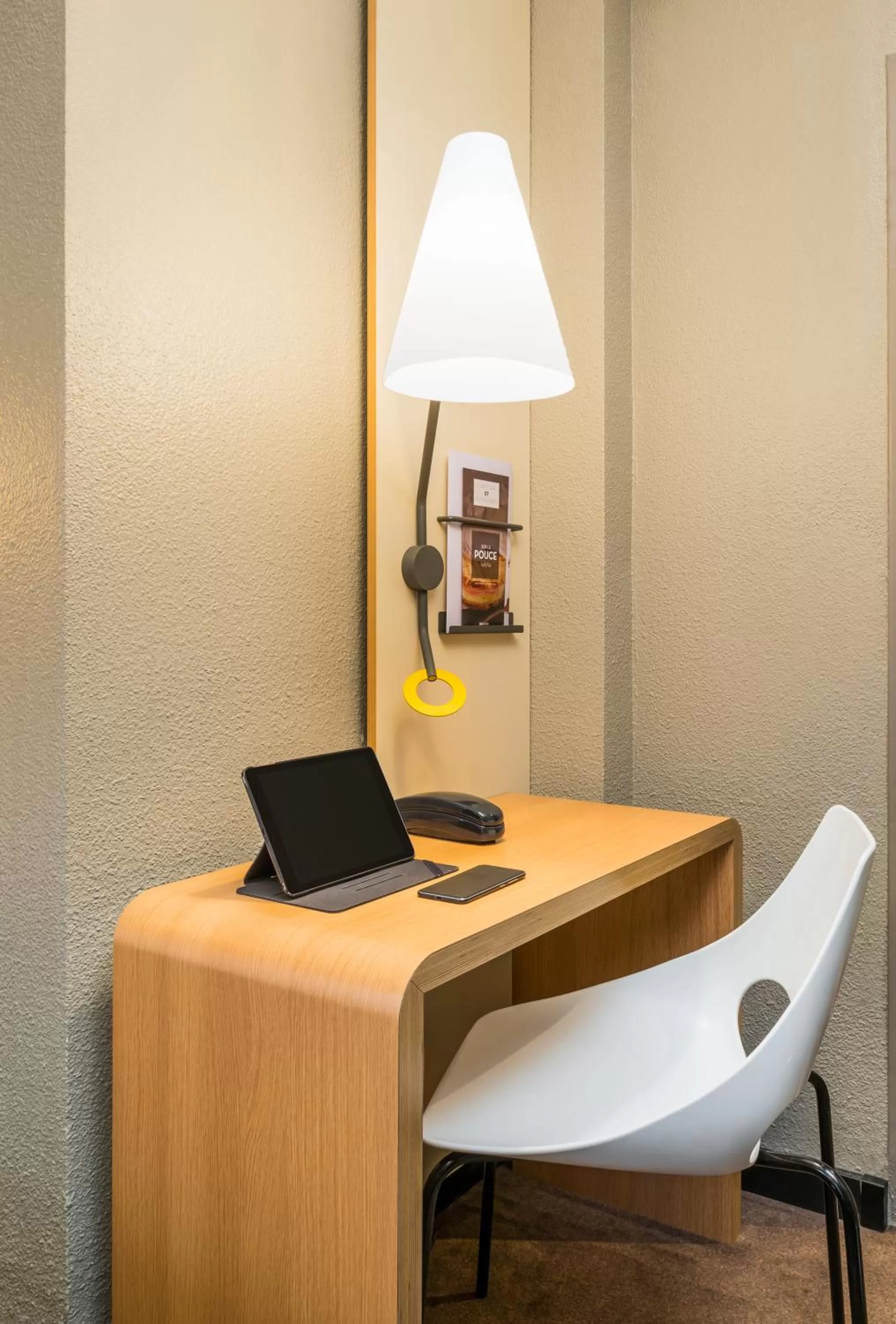 TV and multimedia in ibis Clichy Centre Mairie