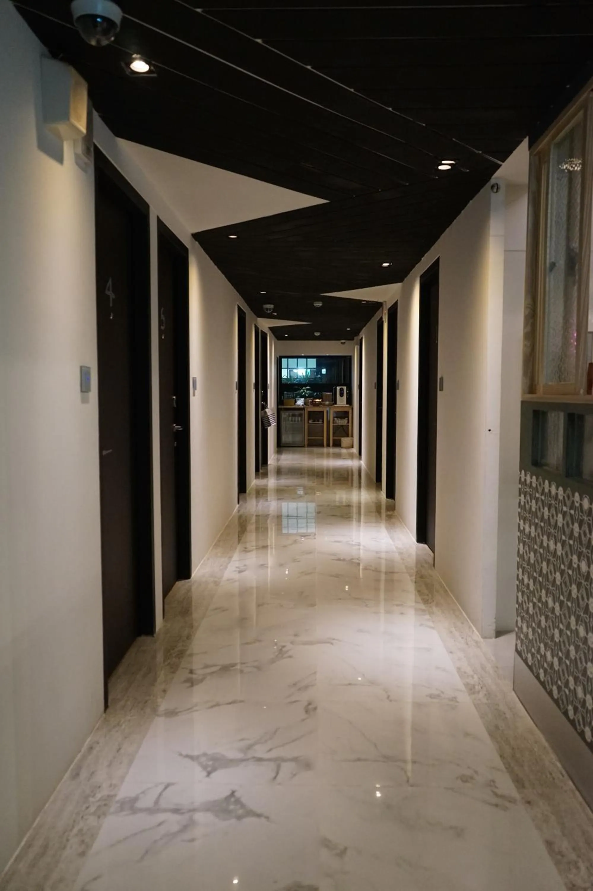 Coffee/tea facilities in NiHao Café Hotel