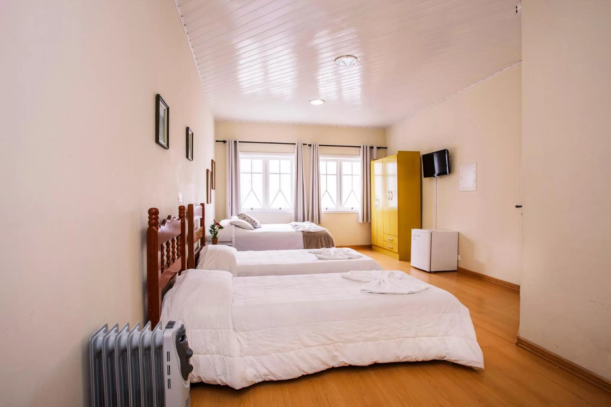 Bedroom, Bed in Grand Residences Pousadas