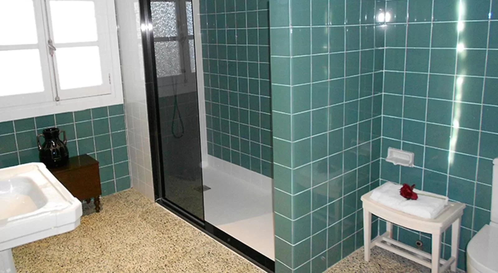 Bathroom in El Sequer Casa Rural