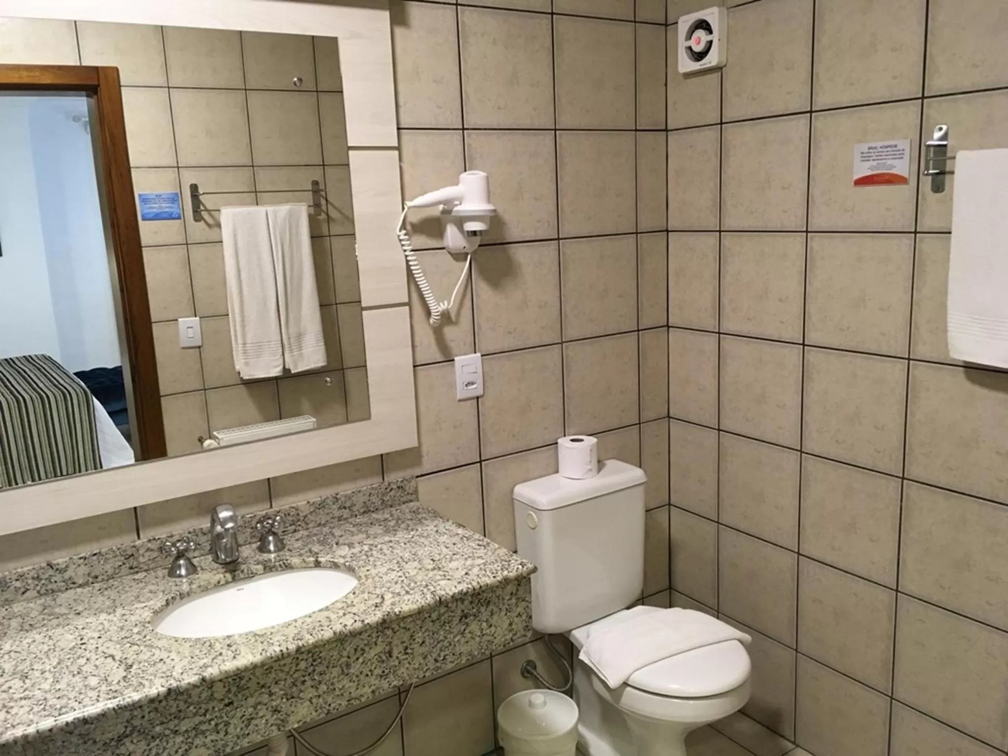 Bathroom in Farina Park Hotel