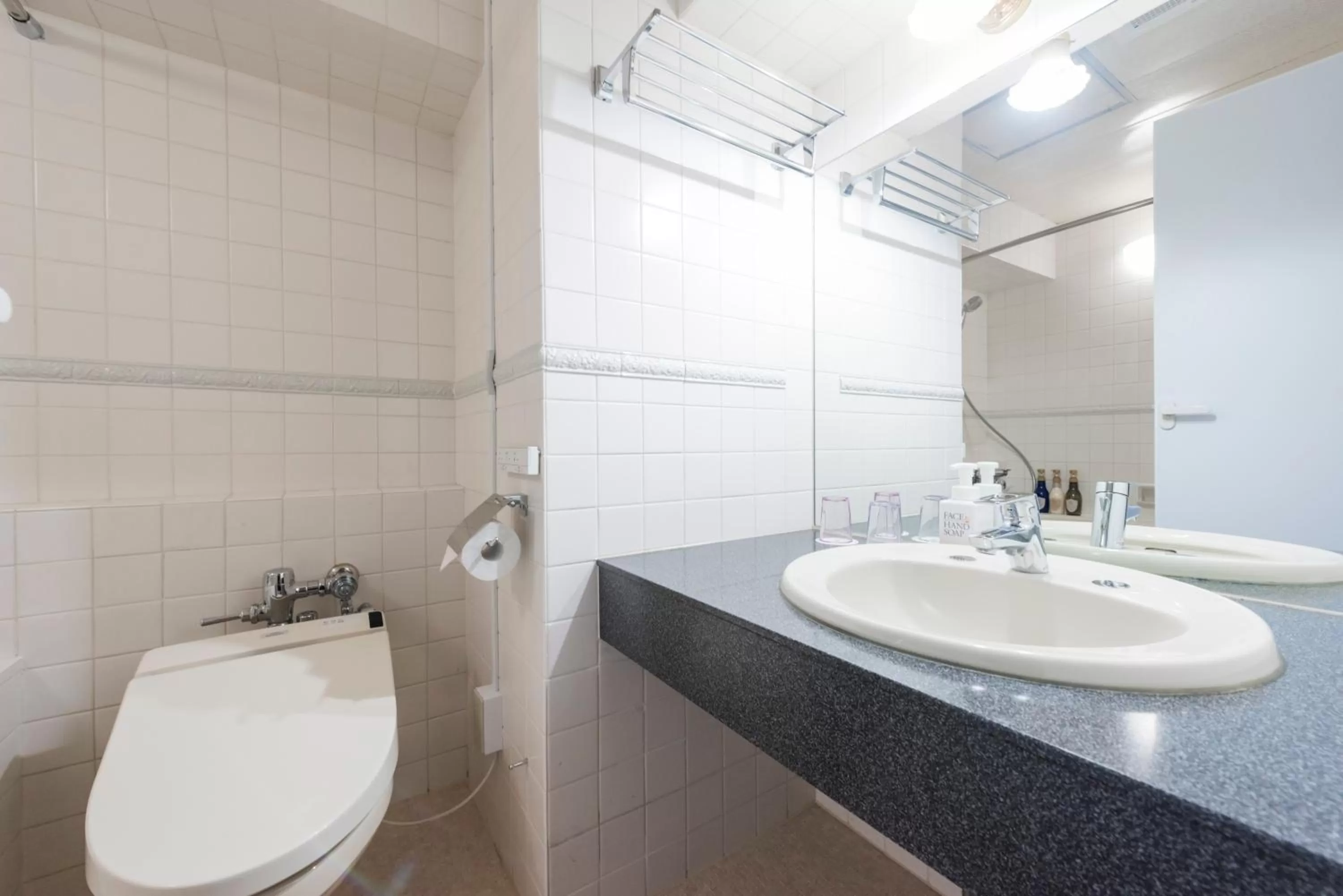 Bathroom in Hotel Sonia Otaru