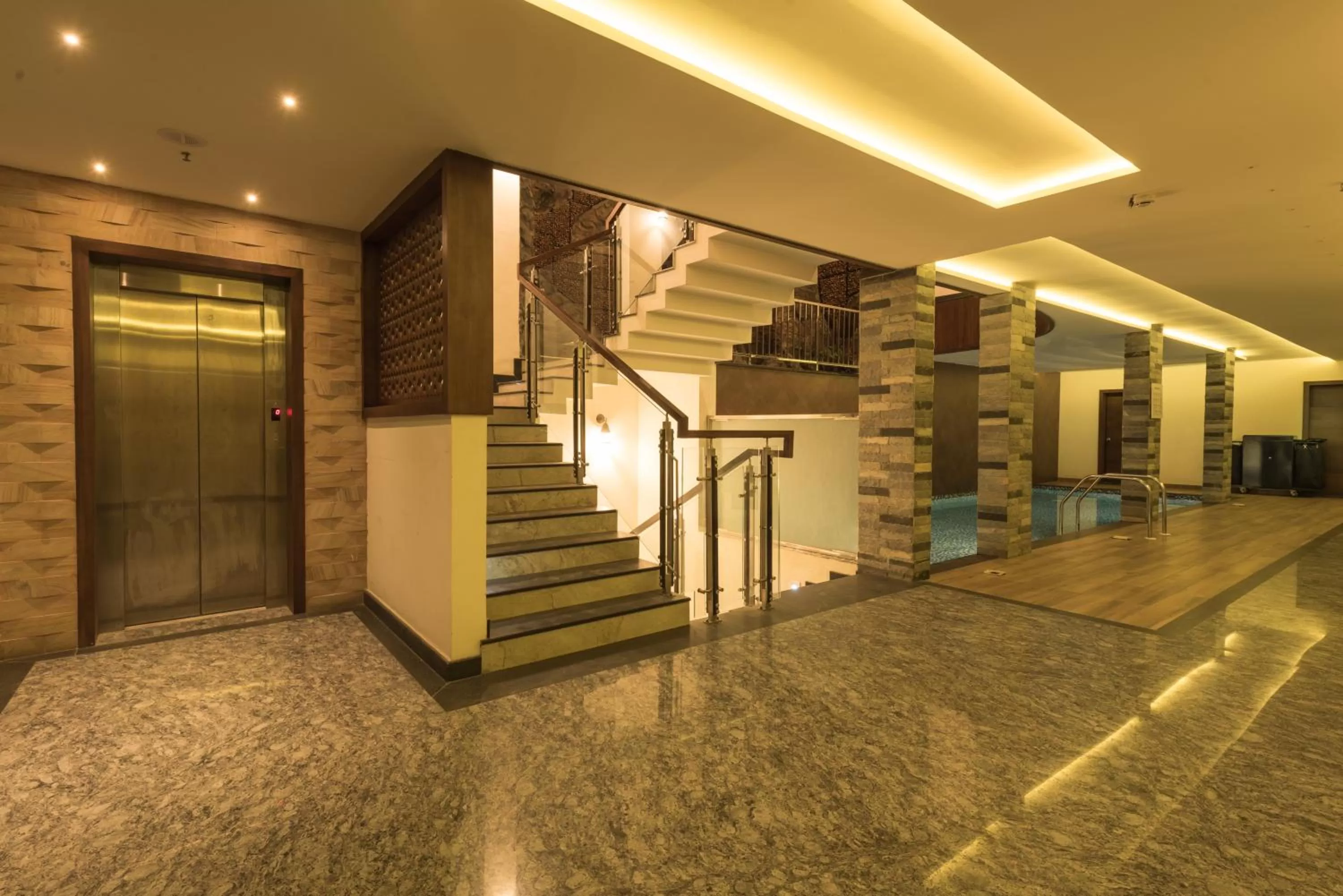 Swimming pool in Trivers Resort Munnar