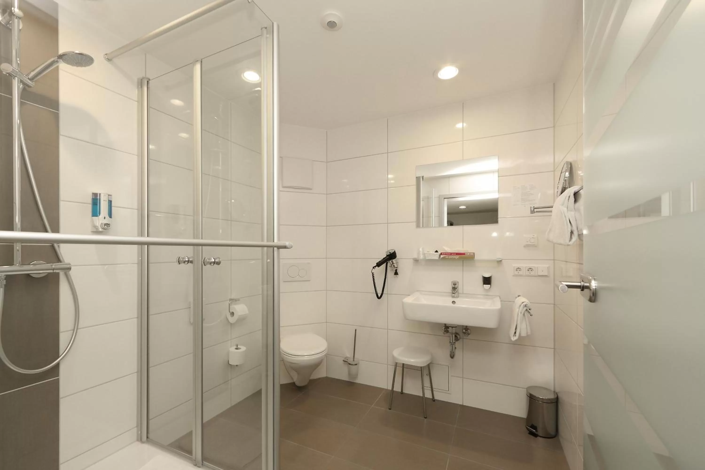 Bathroom in Aalener Römerhotel aWL