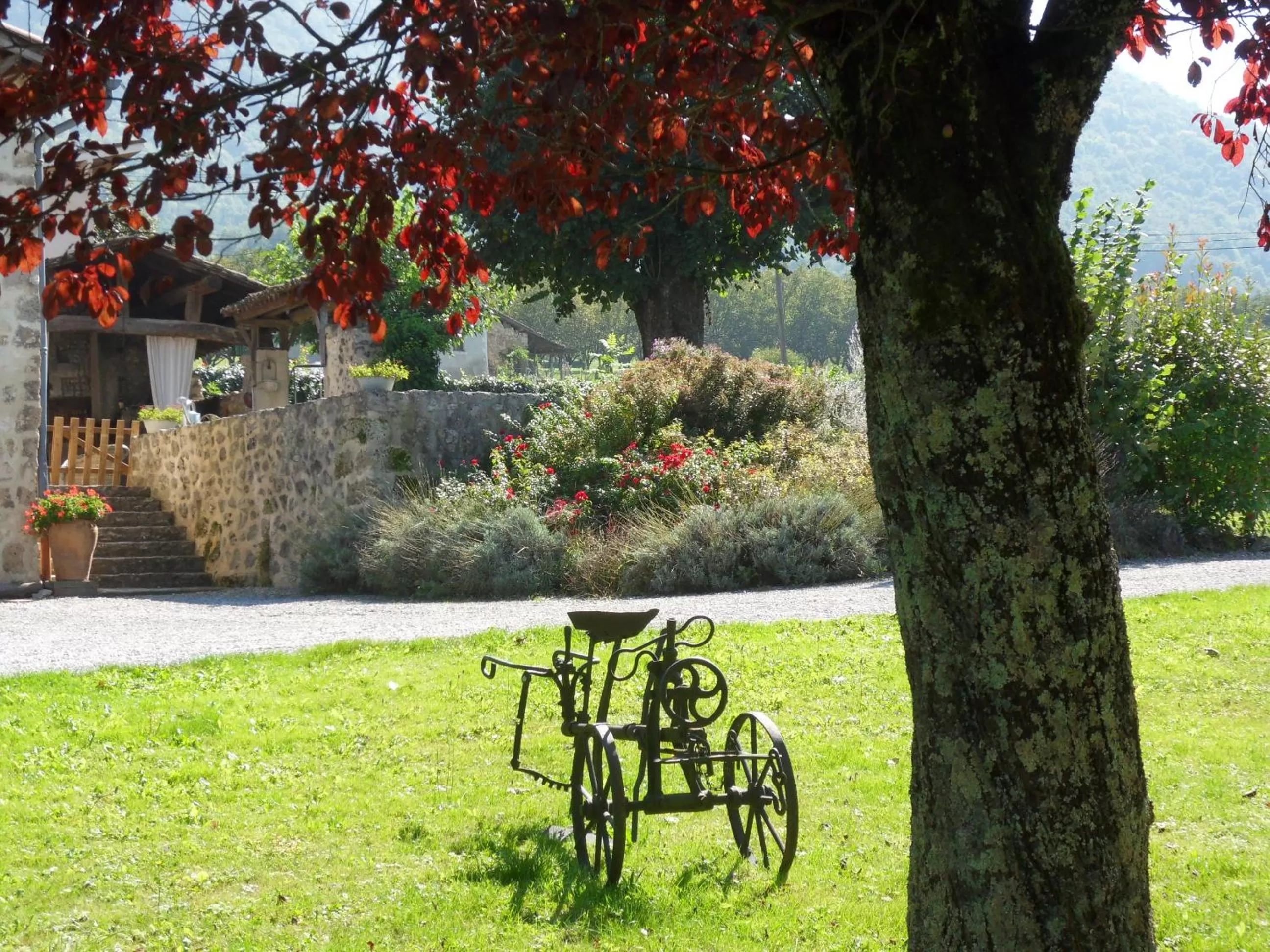 Garden in L'Estapade des Tourelons