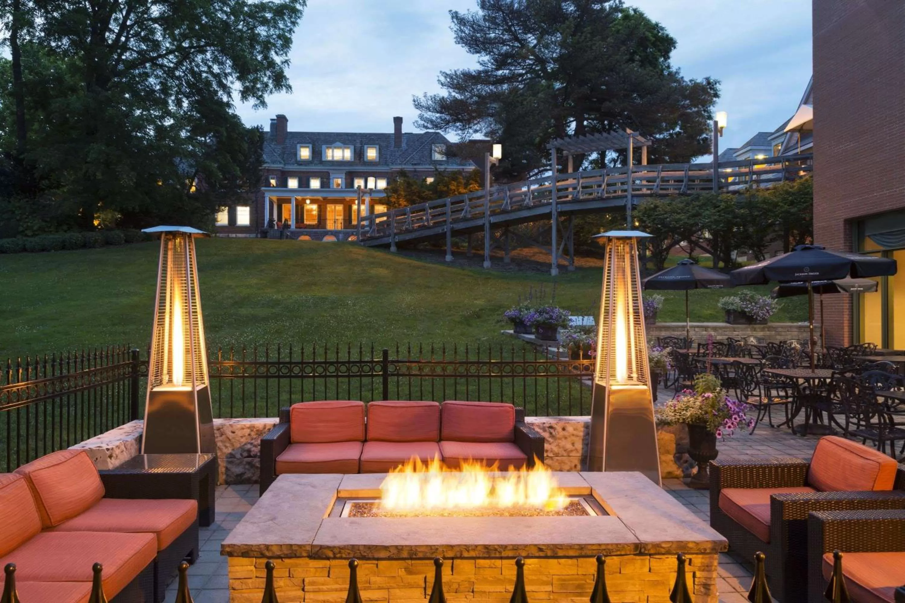 Lounge or bar in Ivey Spencer Leadership Centre