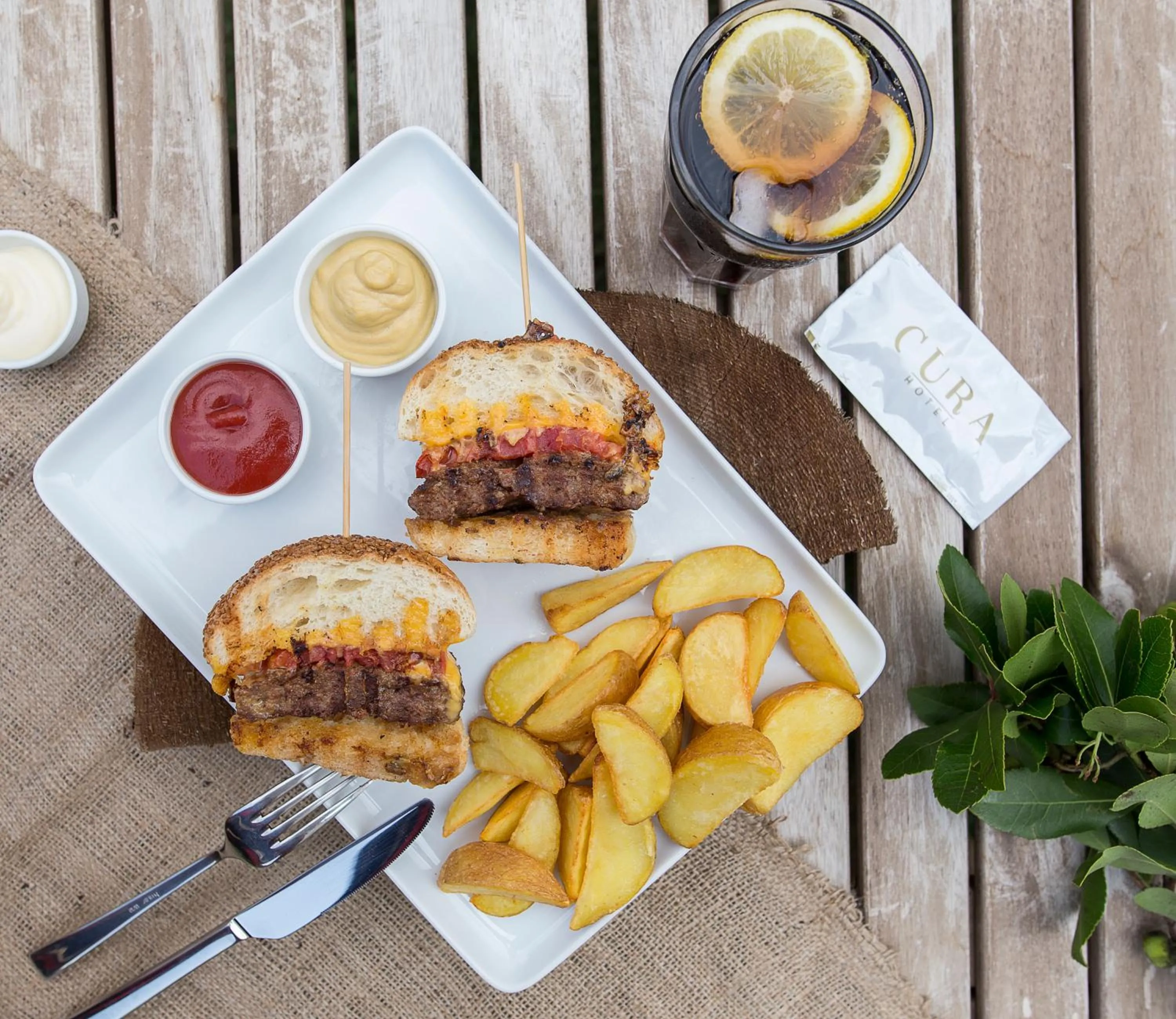 Food and drinks in Hotel Cura