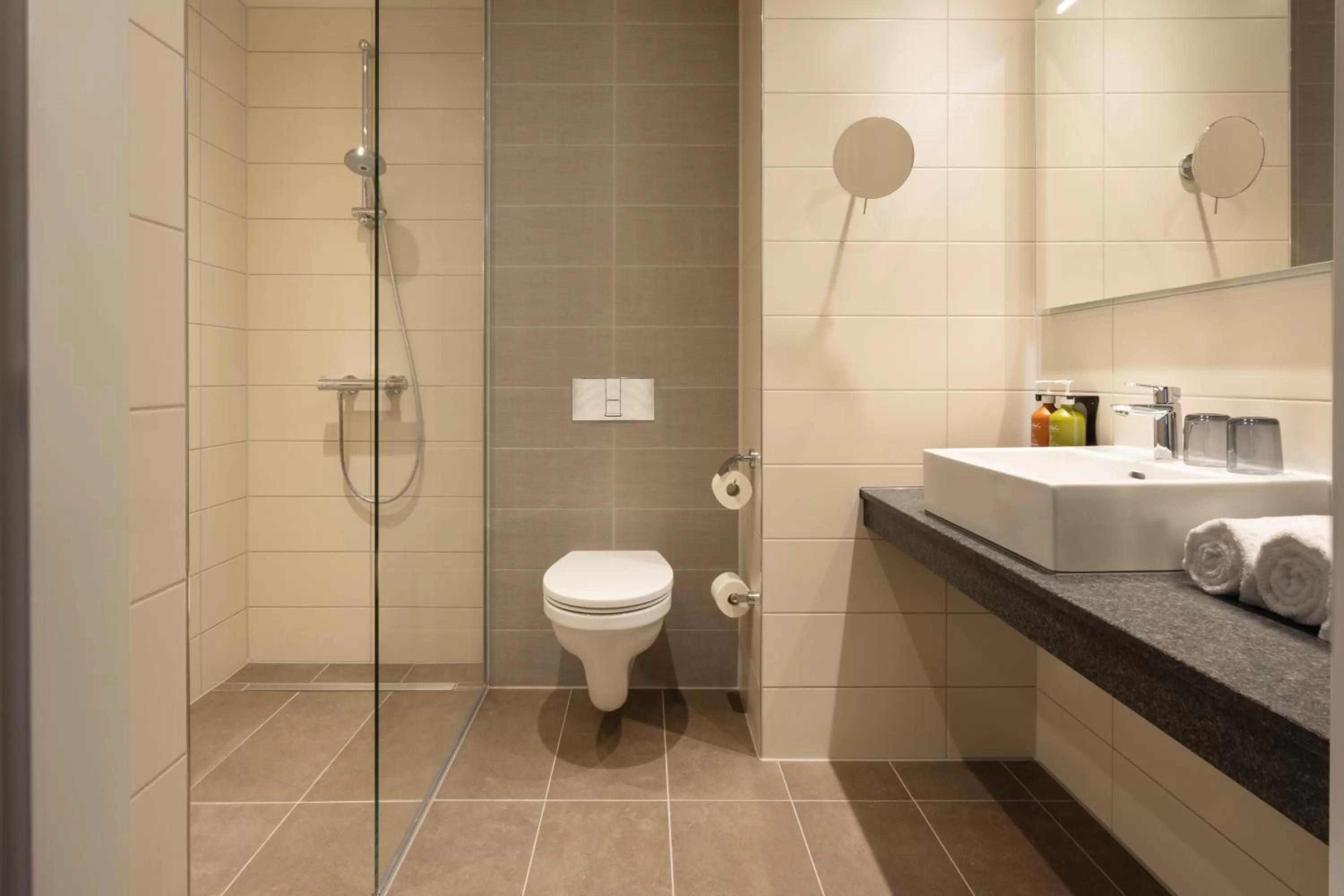 Toilet in Holiday Inn - Eindhoven Airport by IHG