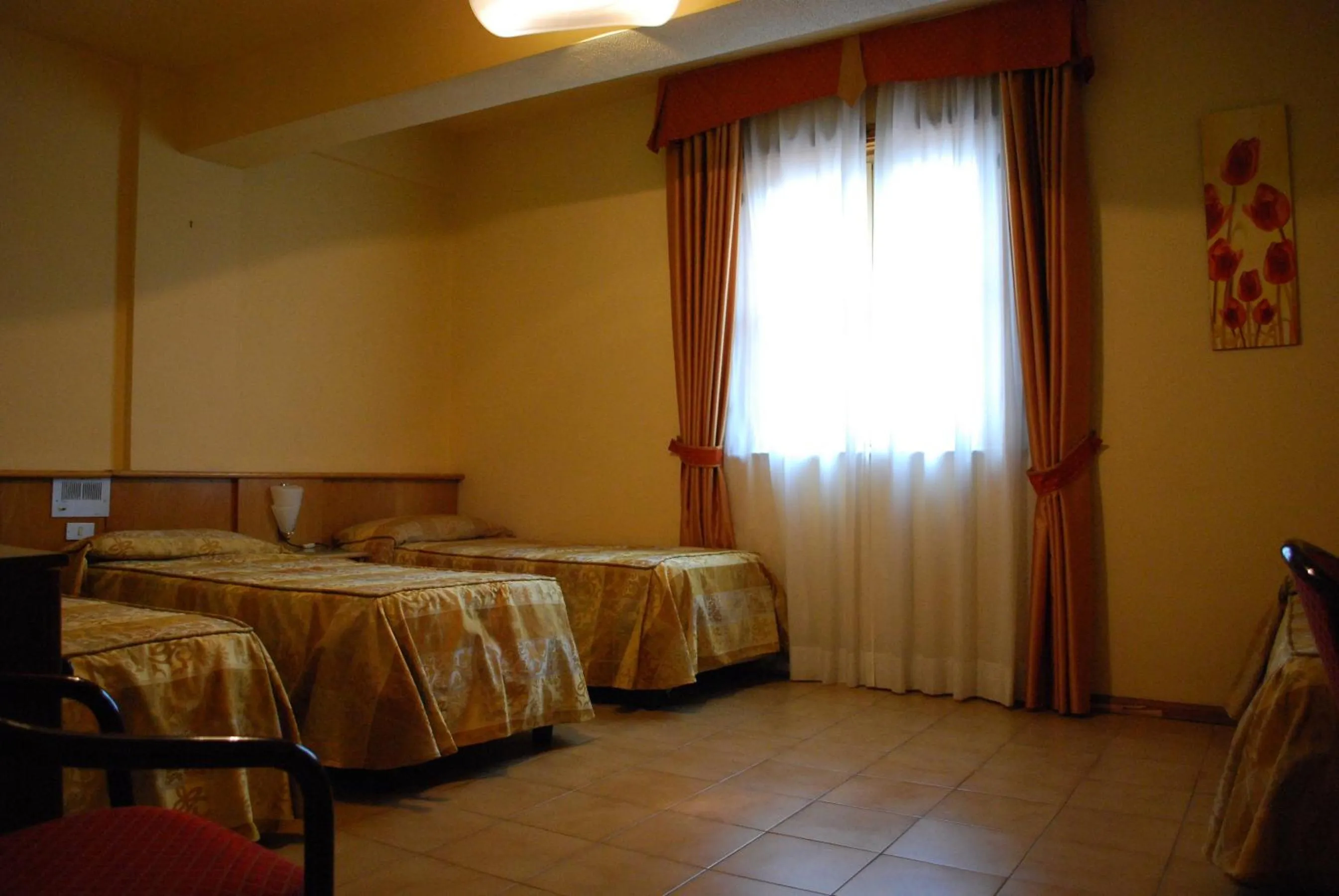 Economy Triple Room in Hotel Tre Torri