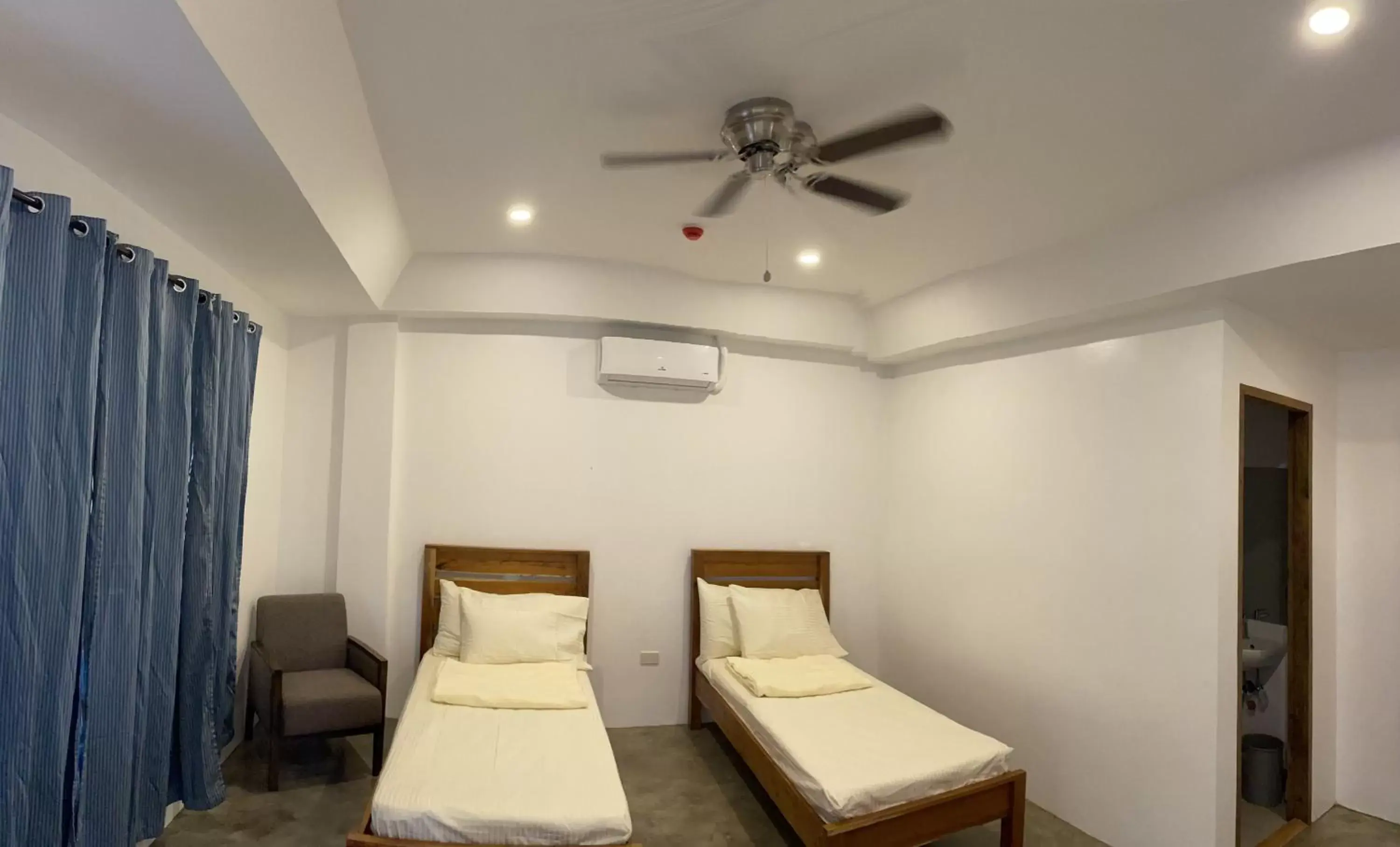 Twin Room in P&B Residences Legazpi Twin Room in P&B Residences Legazpi