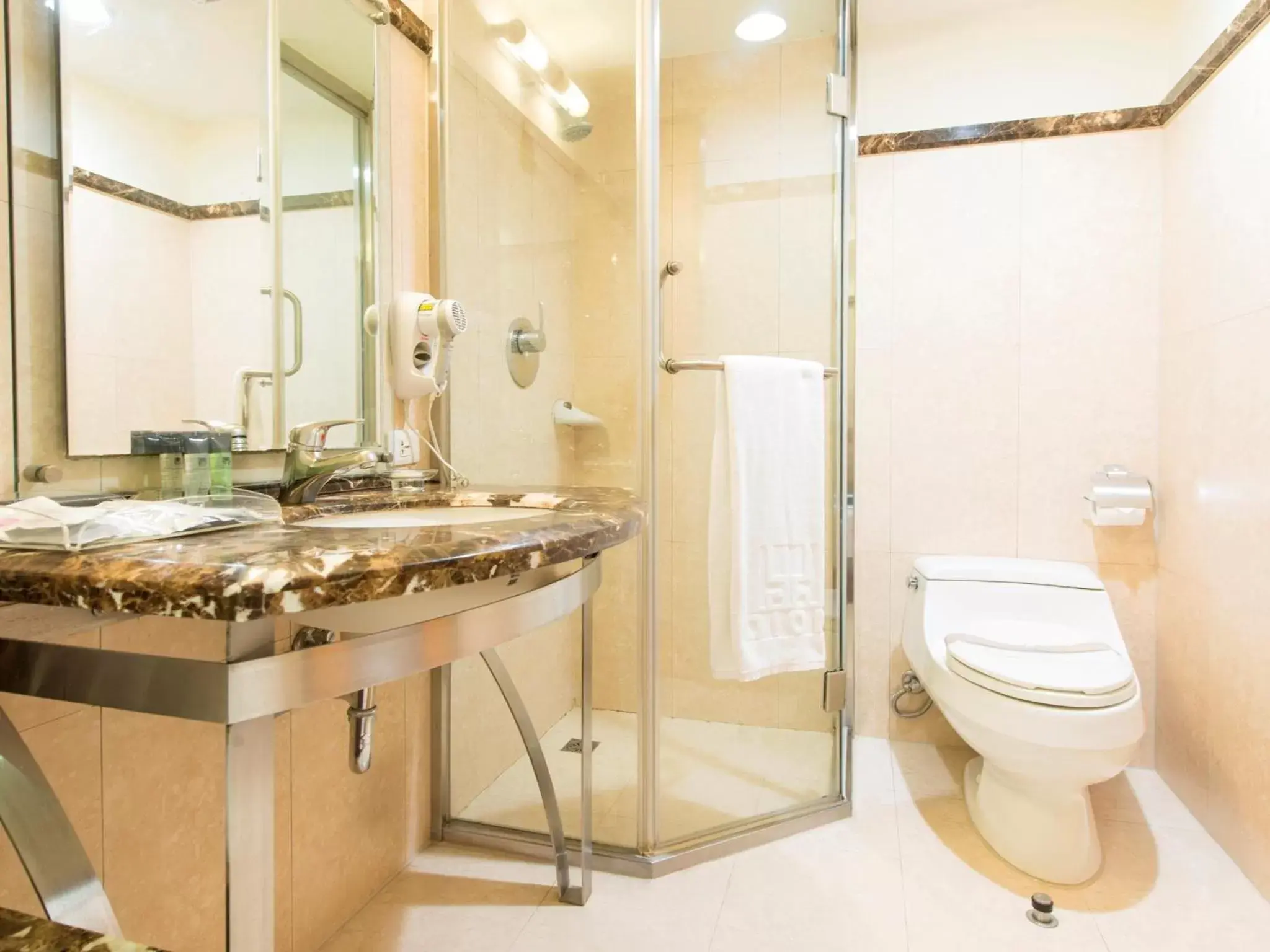 Deluxe Double Room in Hotel Dion Deluxe Double Room in Hotel Dion