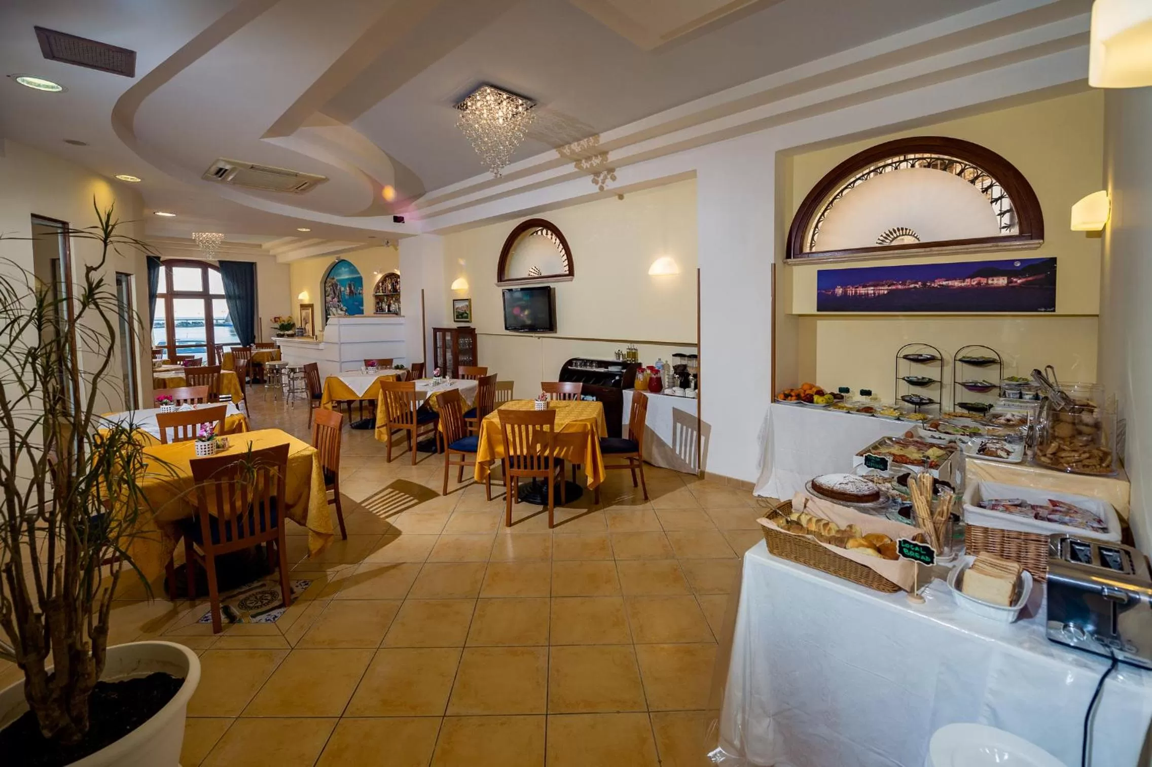 American breakfast in Hotel Cala Marina