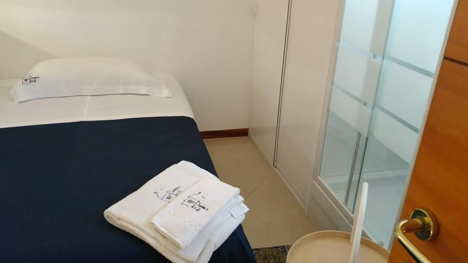 Bathroom in Domus B&B