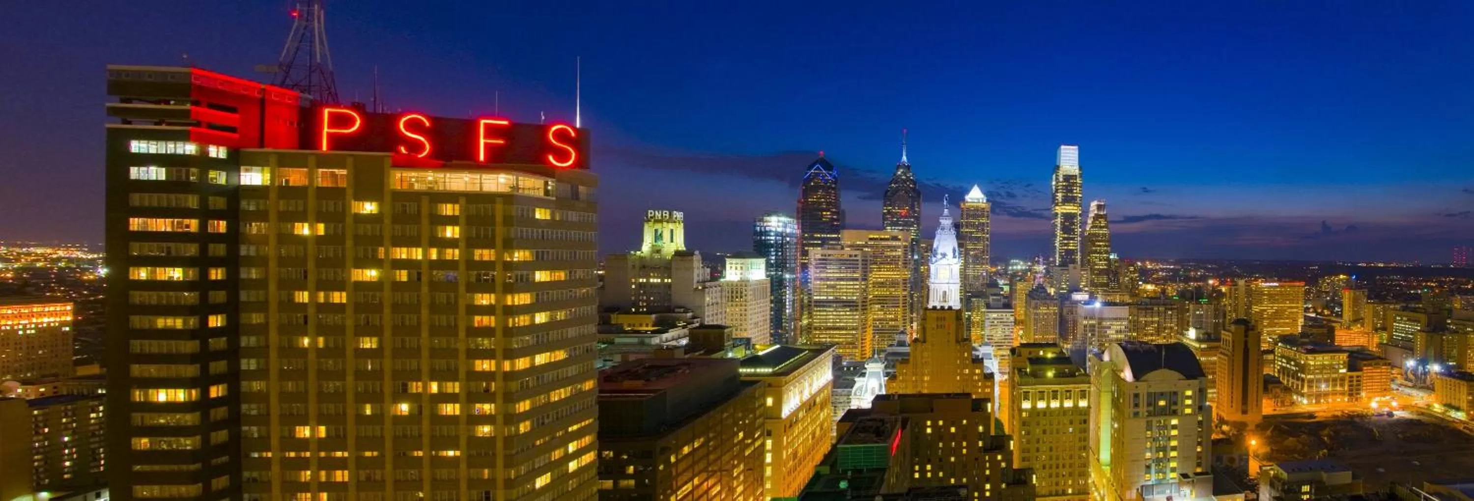 Property building in Loews Philadelphia Hotel