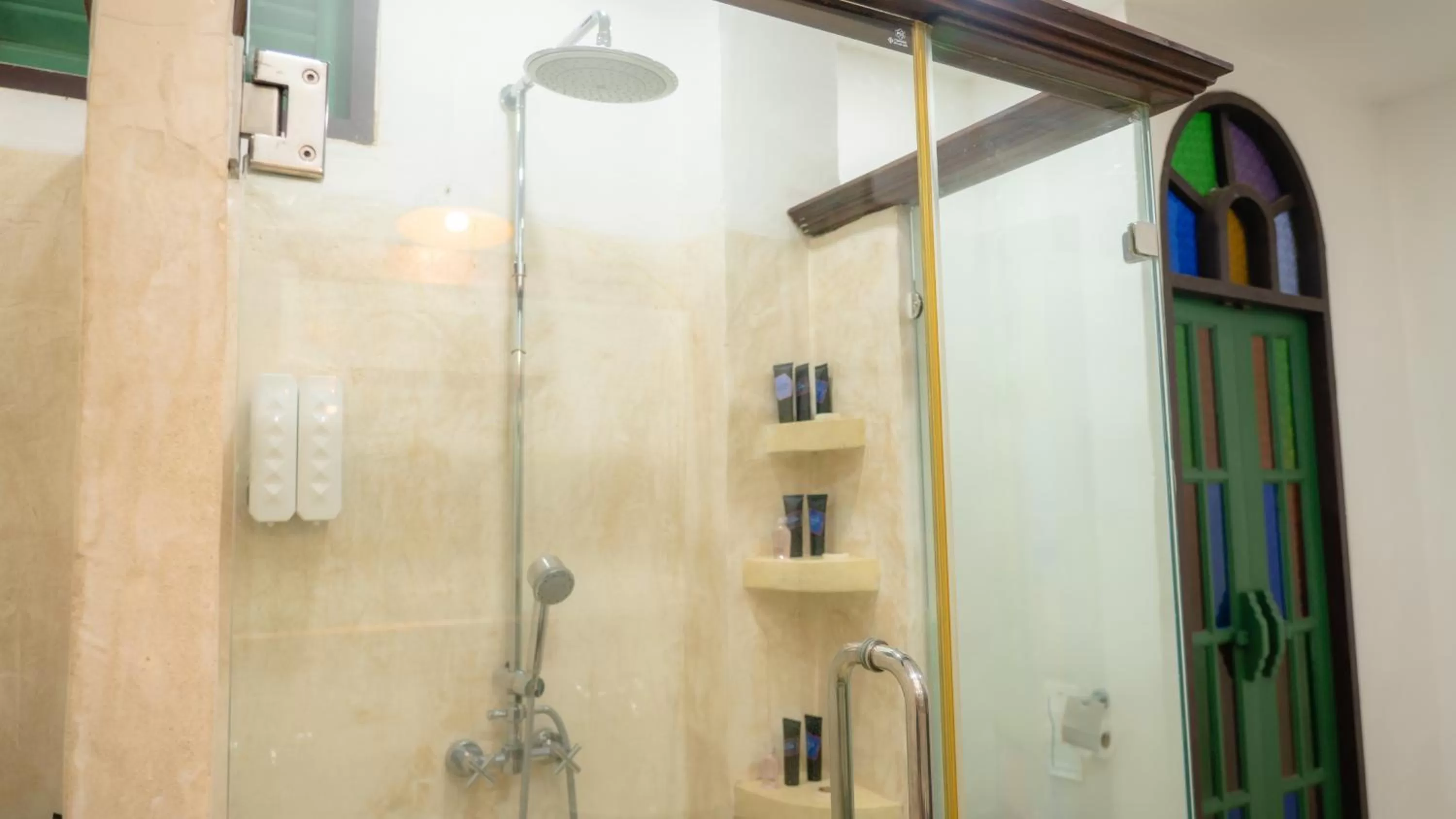 Bathroom in Cheva Gallery Boutique Hotel