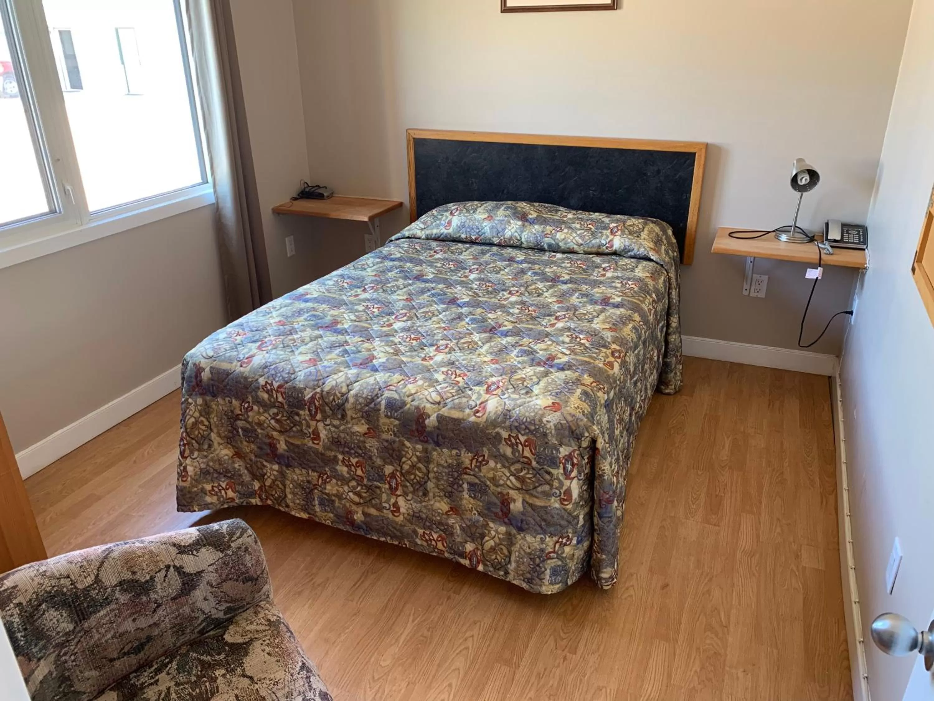 Bed in Gateway Motel