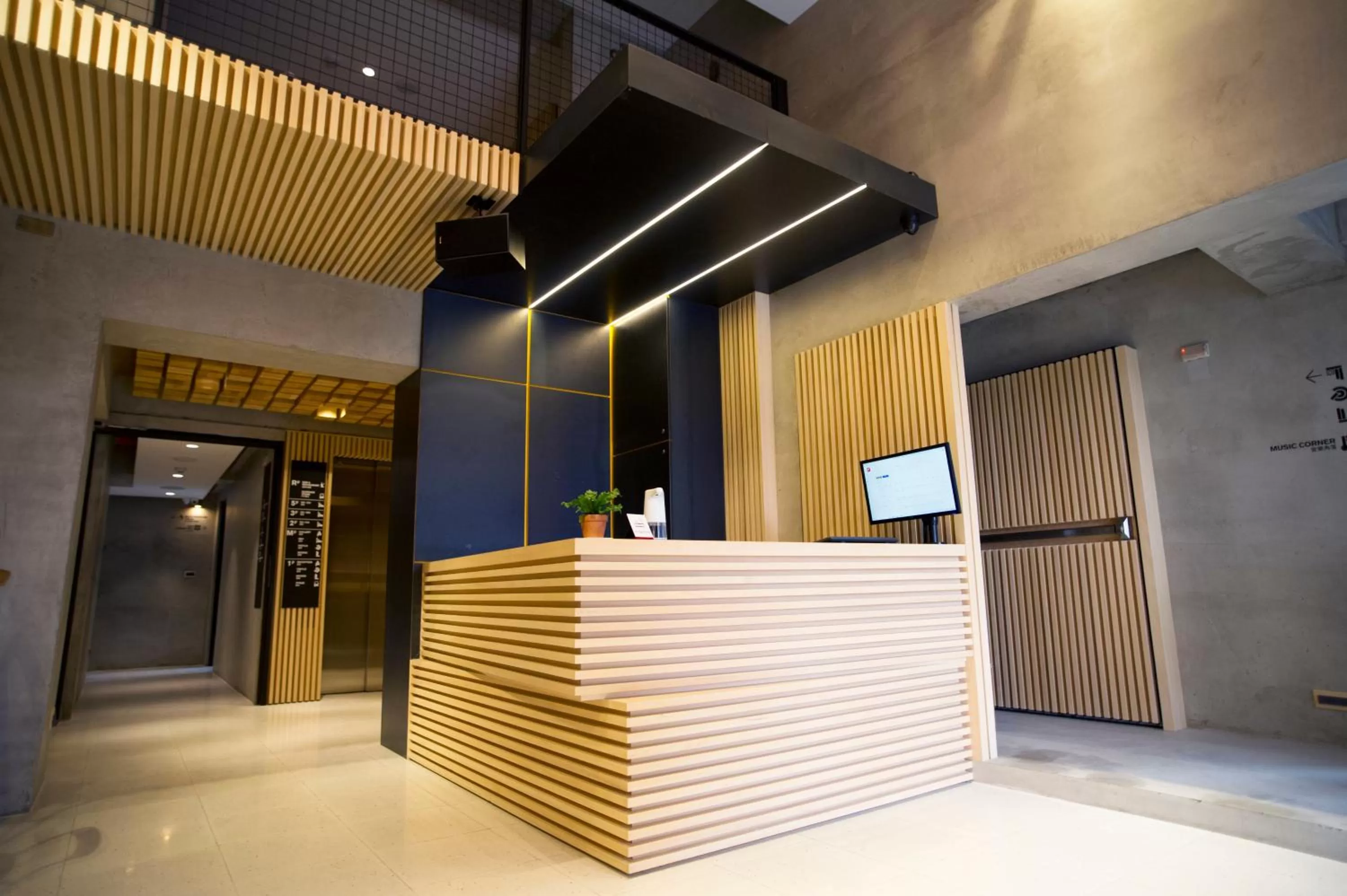 Lobby or reception in FFF Hotel
