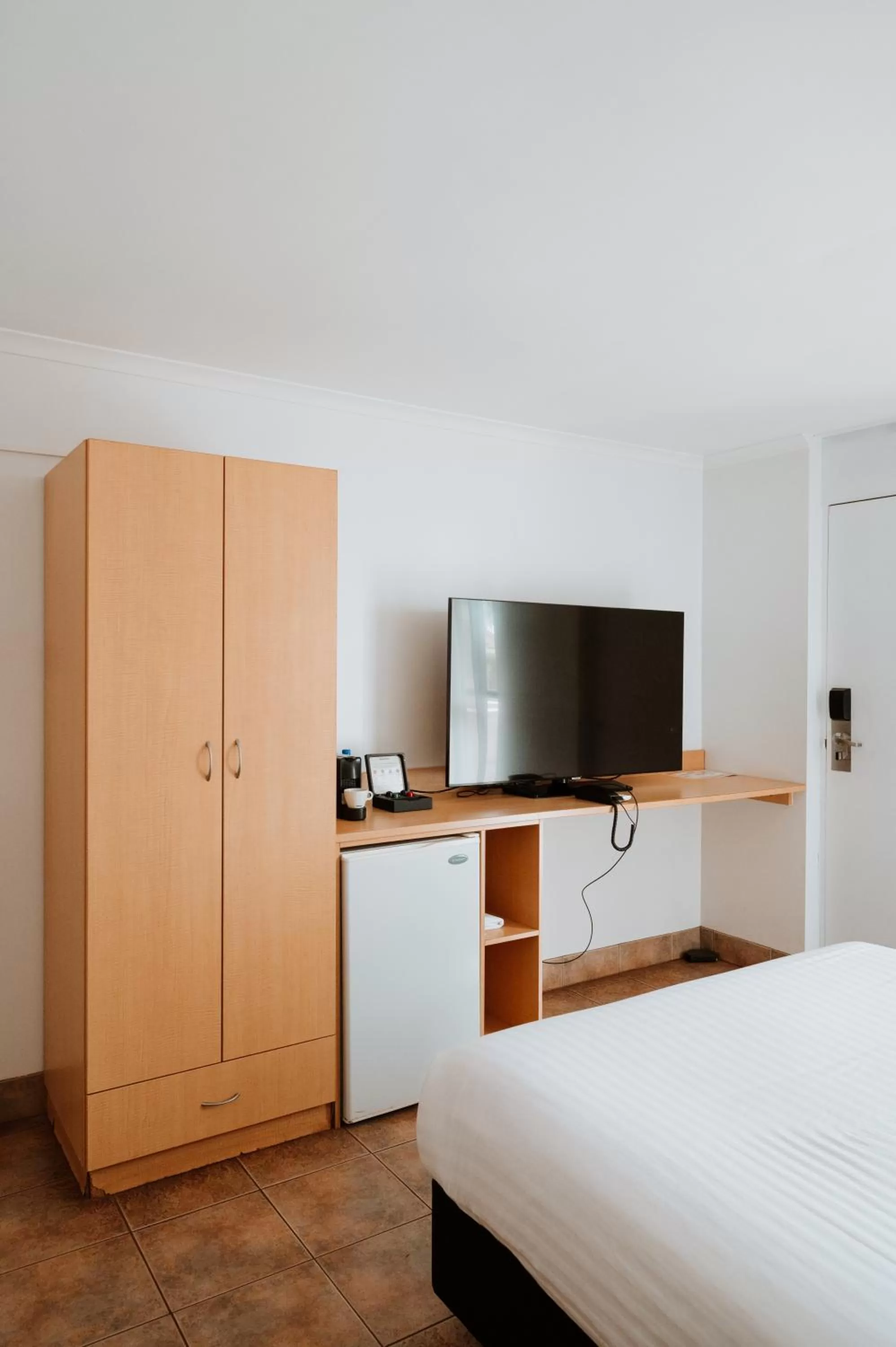 TV/Entertainment Center in Hedland Hotel