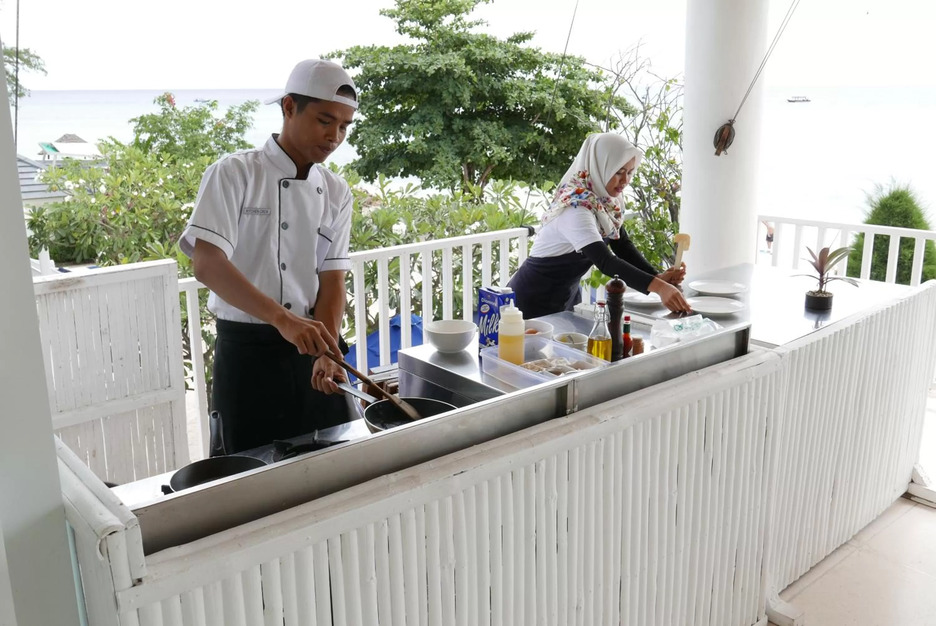 Food in Seri Resort Gili Meno - Adults Only