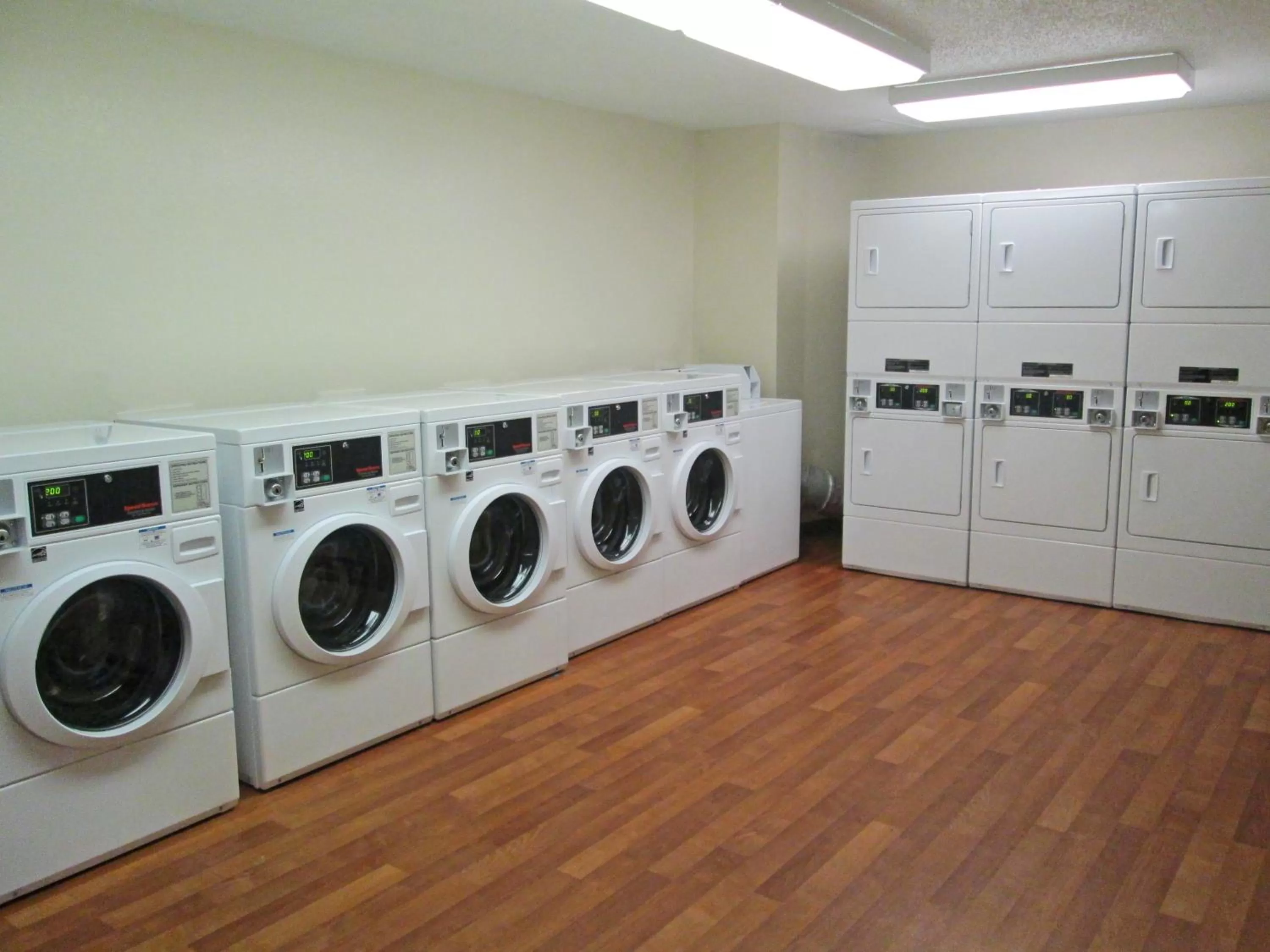 Area and facilities in Hawthorn Extended Stay by Wyndham DFW Airport North