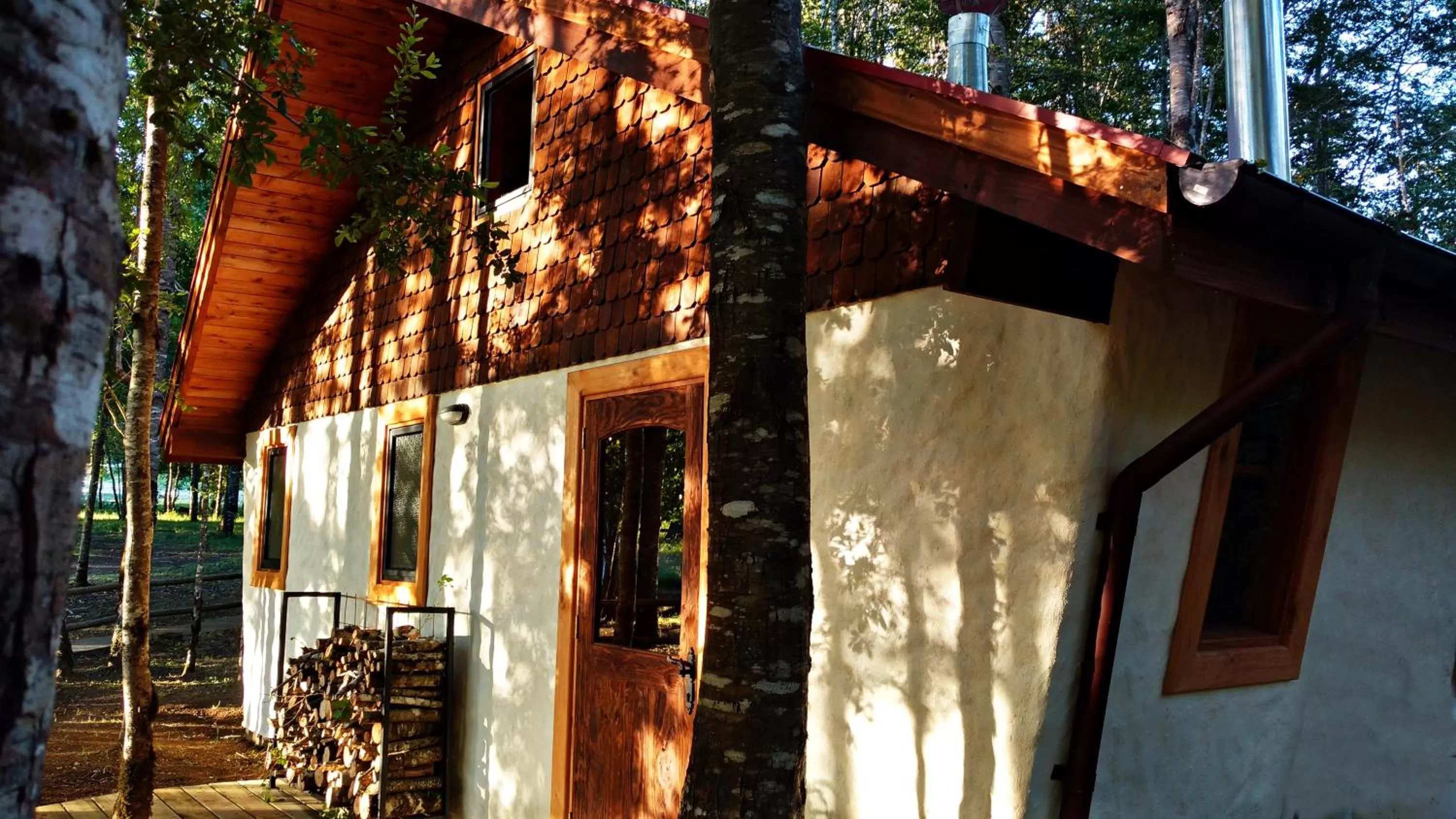 Bungalow Suite Waterfall view in Hotel Salto del Carileufu