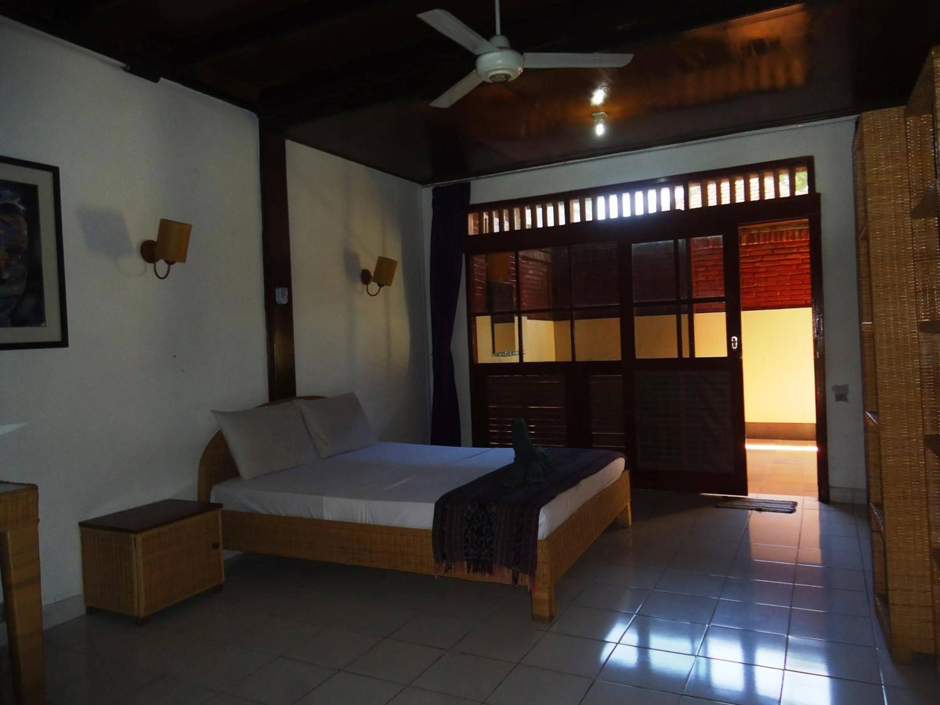 Photo of the whole room, Bed in Argasoka Bungalows