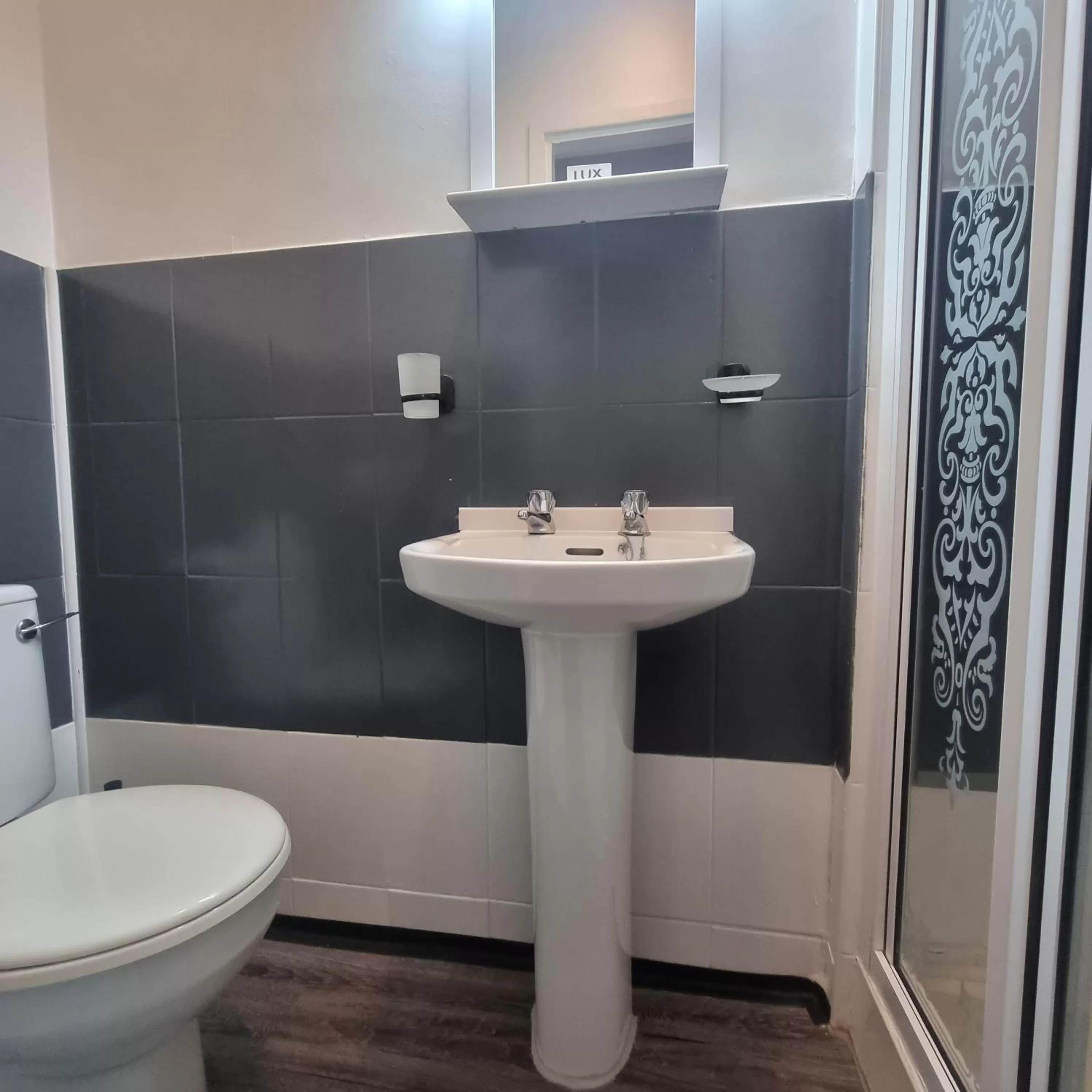 Palm Beach Hotel by the Sea