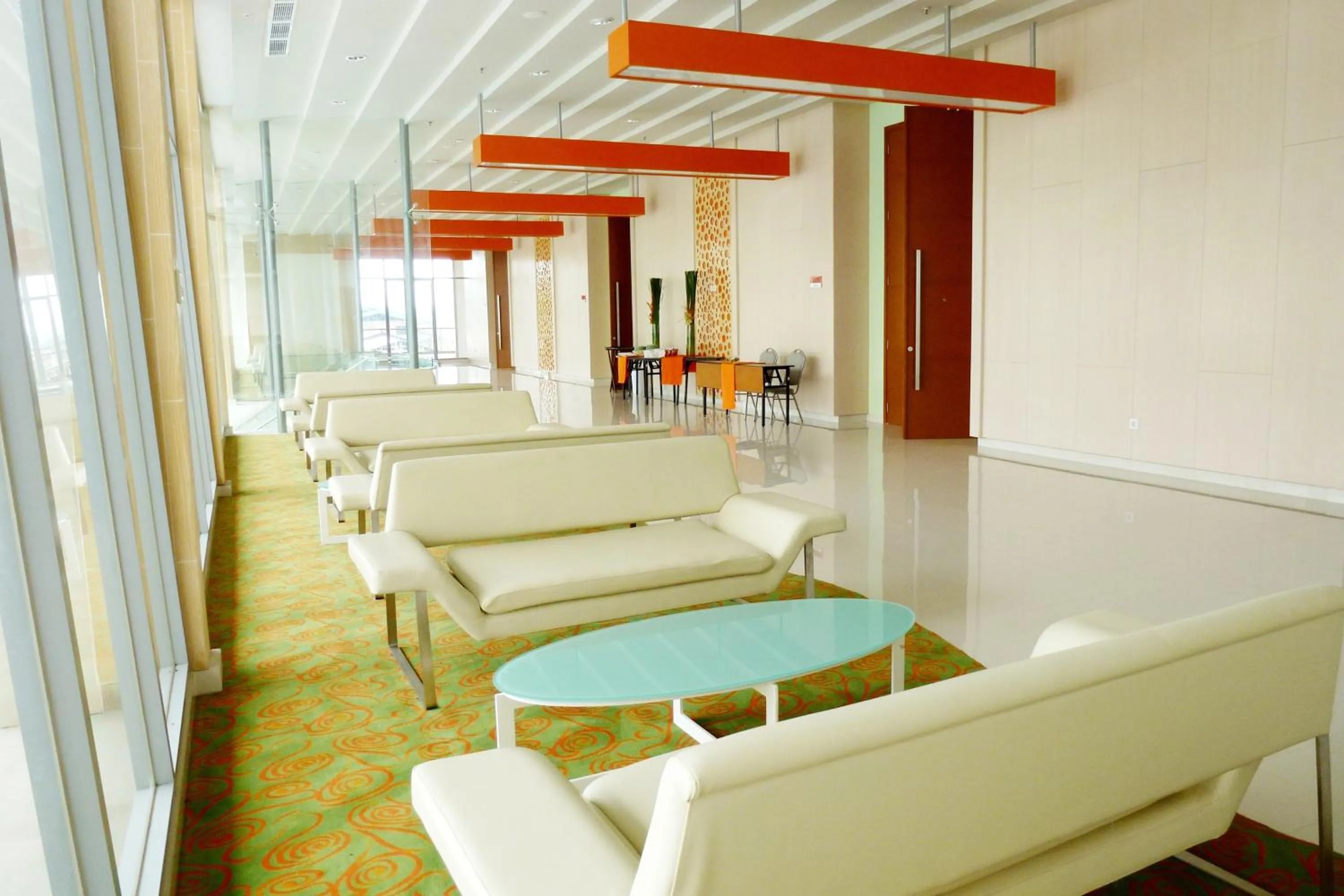 Seating area in HARRIS Hotel Sentul City Bogor