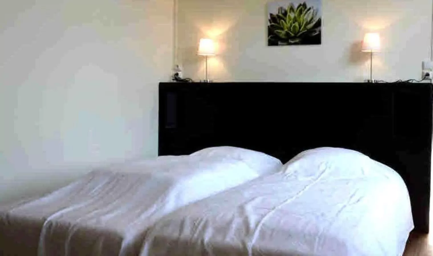 Photo of the whole room, Bed in Apparthotel Douai Gare