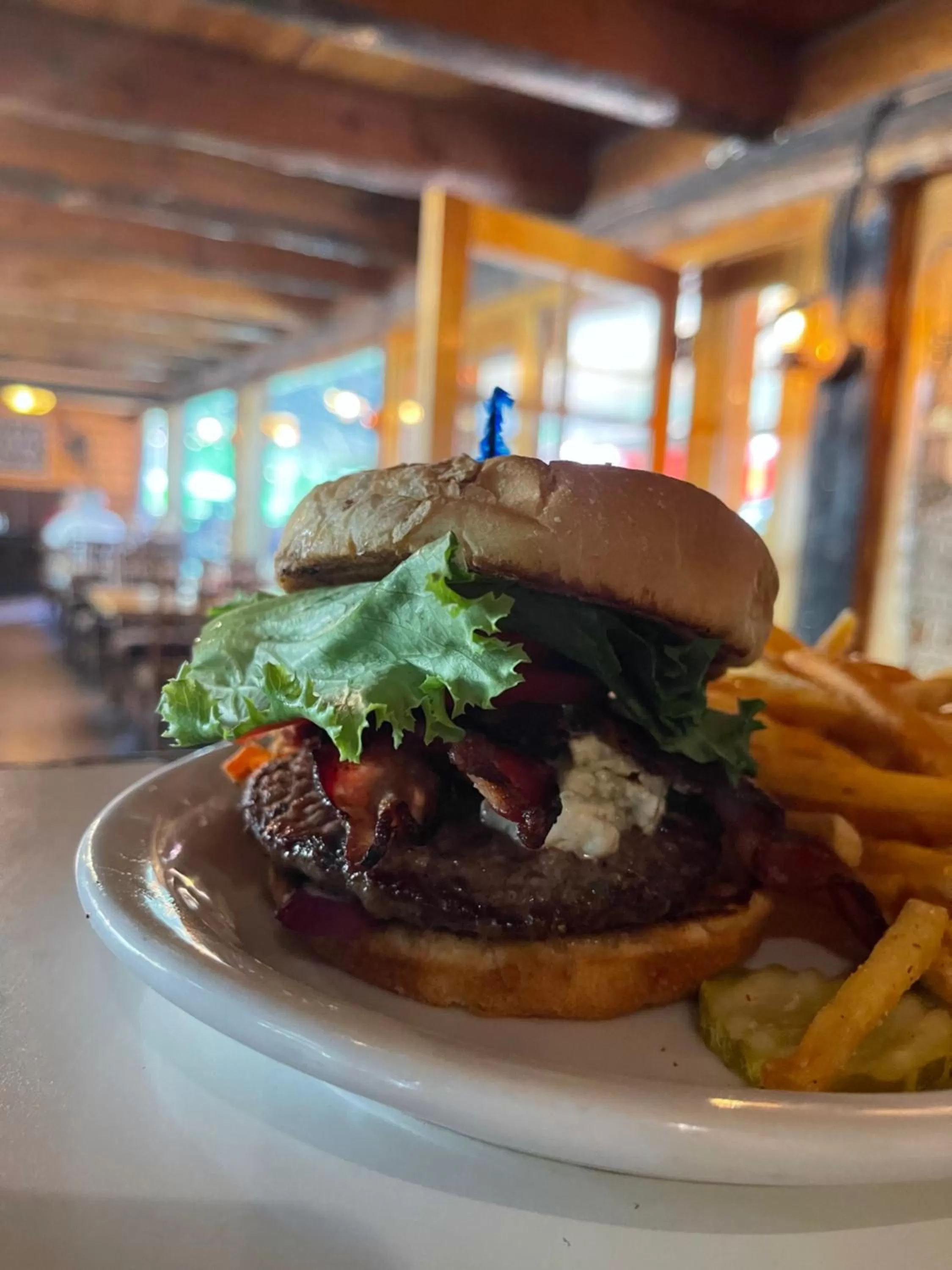 Restaurant/places to eat in Silver Fork Lodge & Restaurant