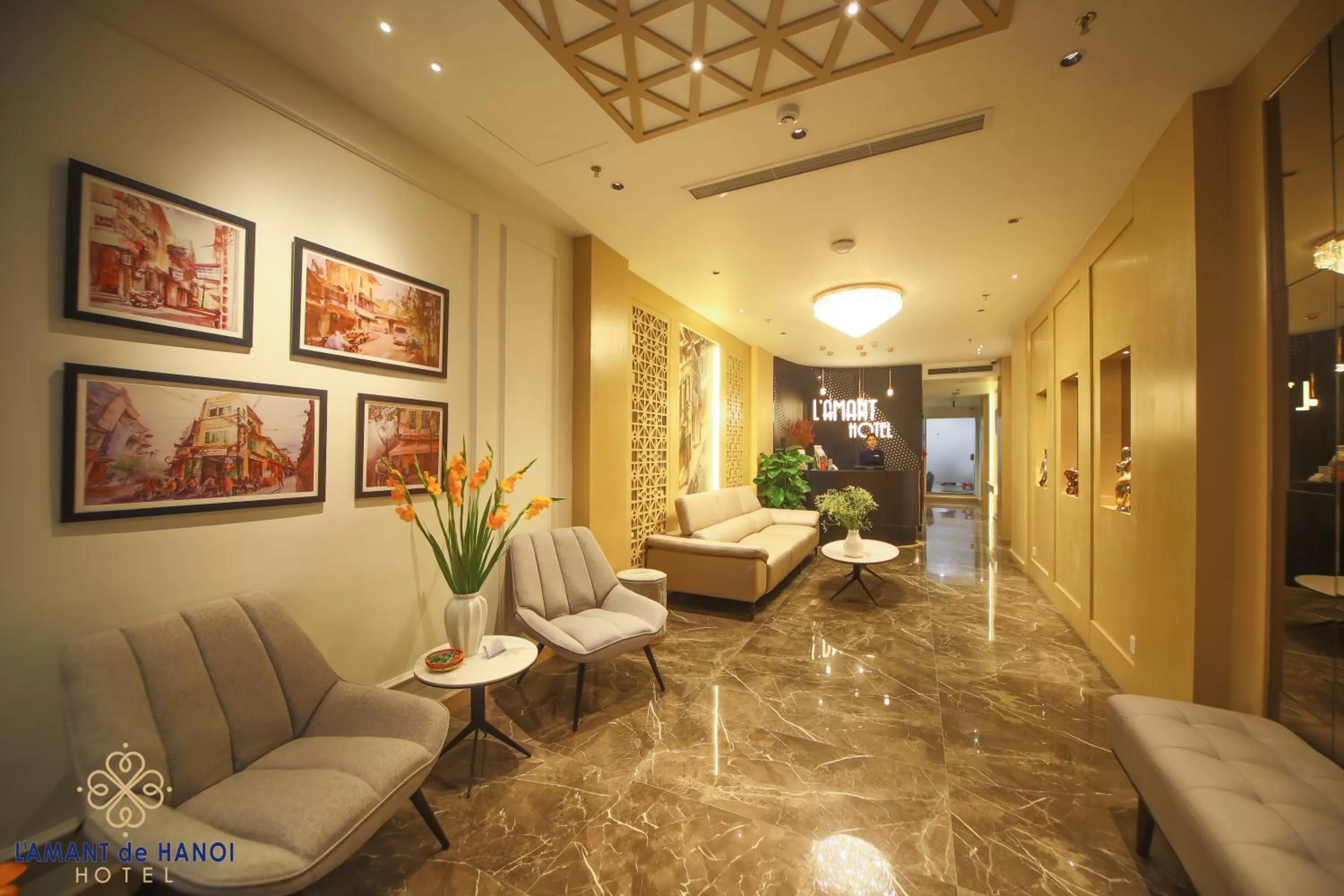 Living room in L'amant de Hanoi Hotel - khách sạn Lamant de Hà Nội