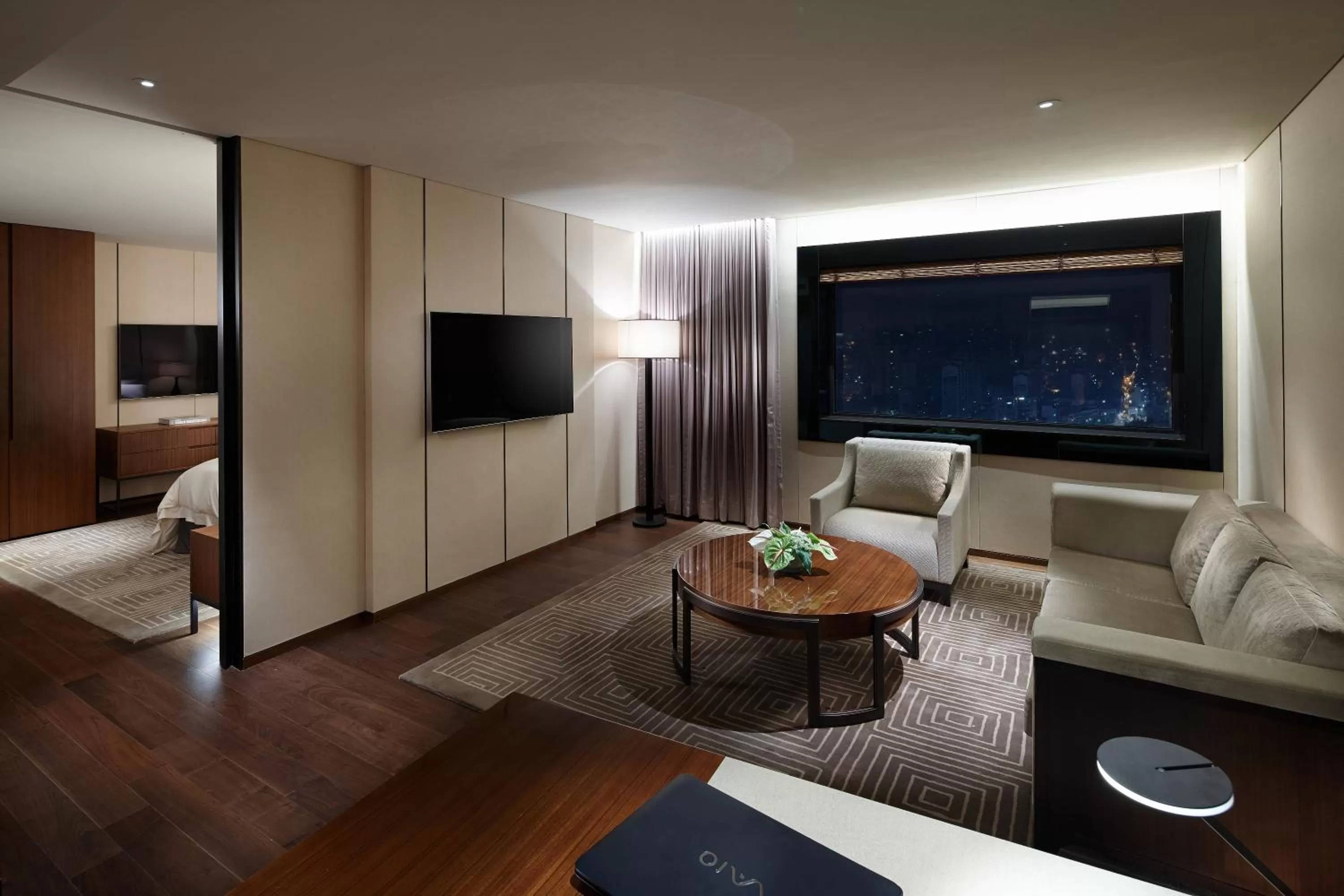 Living room, Bed in The Shilla Seoul
