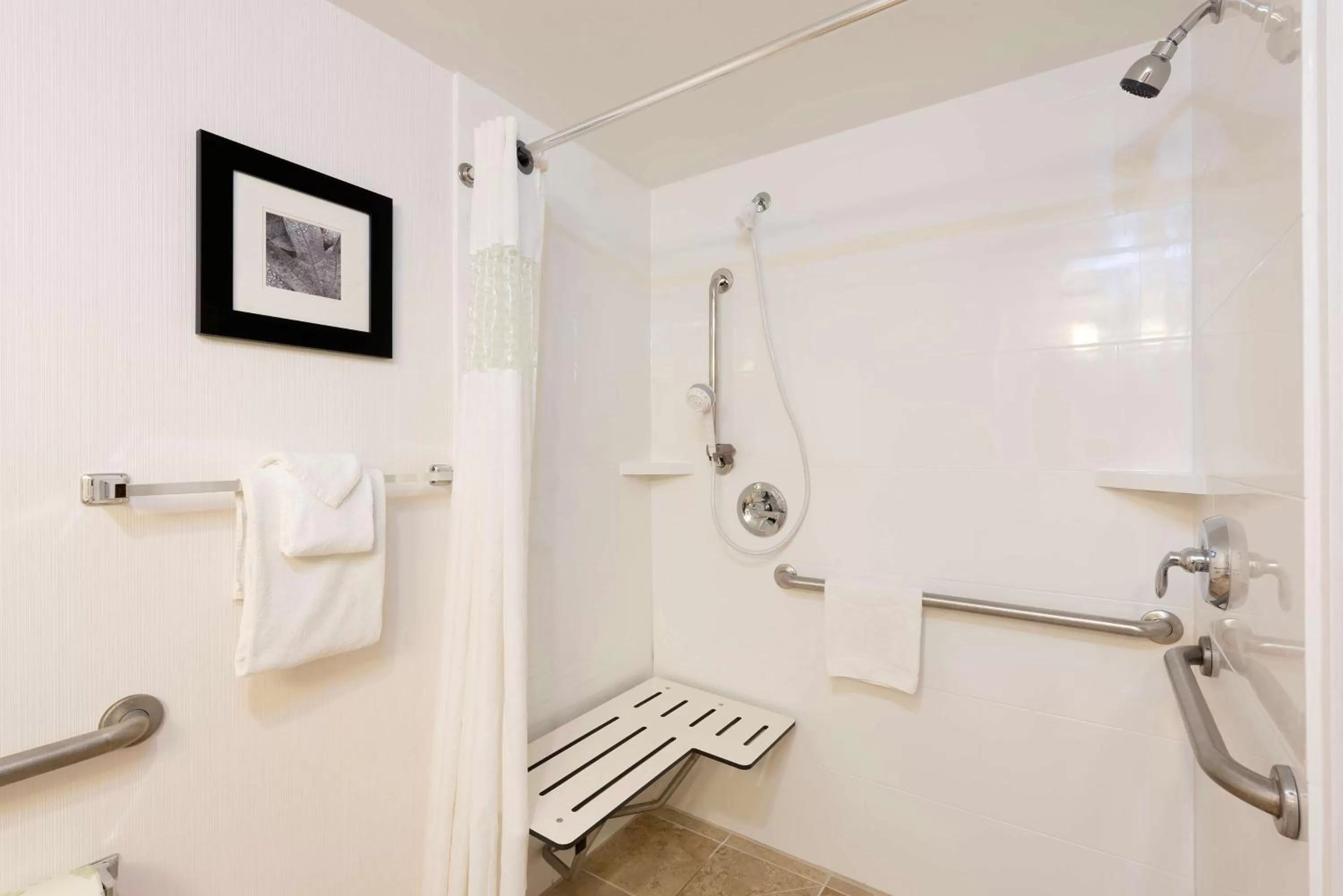 Bathroom in Larkspur Landing Ann Arbor