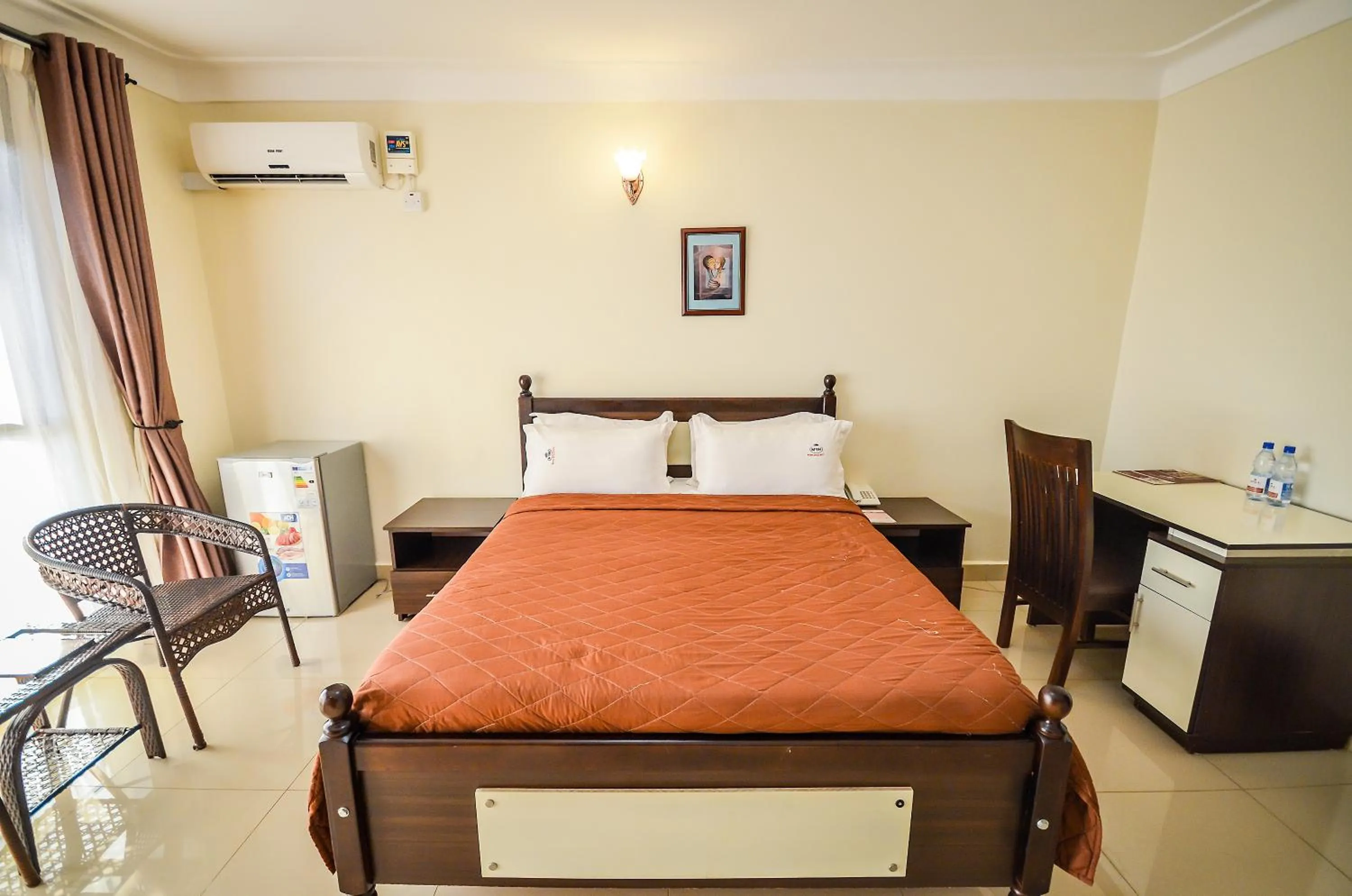 Bedroom in Marie's Royale Hotel