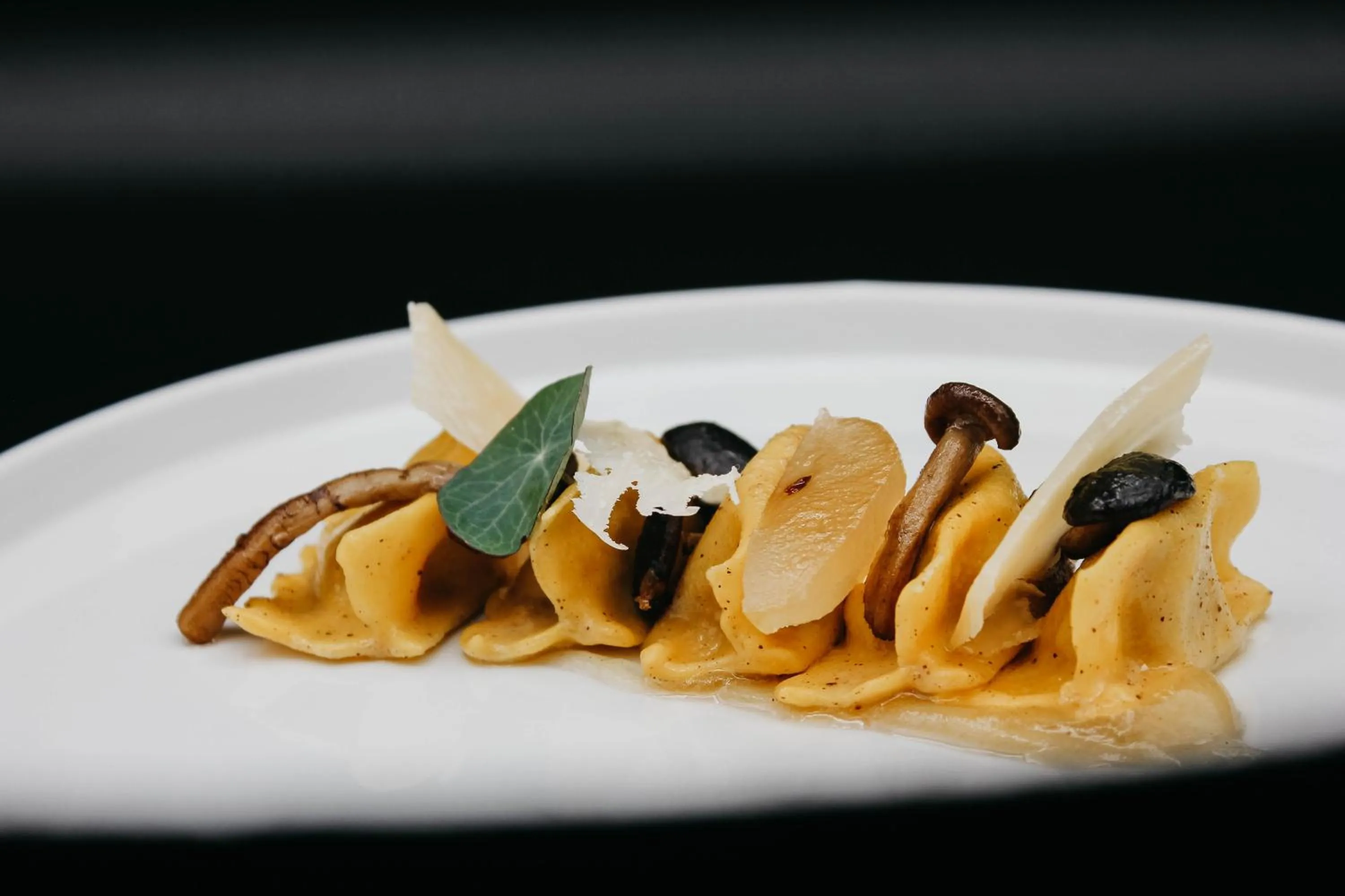 Restaurant/places to eat in J44 Lifestyle Hotel