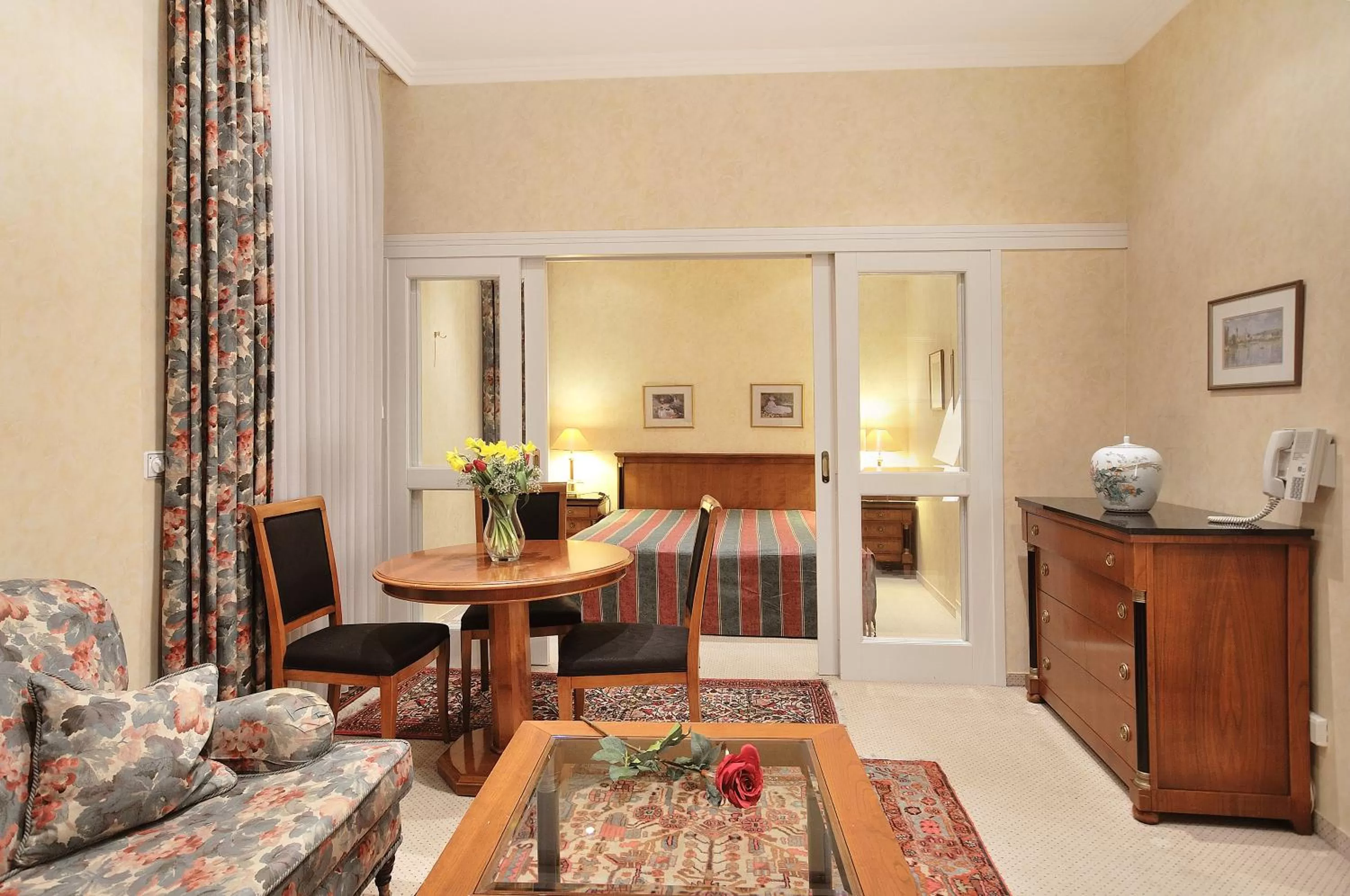 Photo of the whole room in Hotel Residenz am Rosengarten