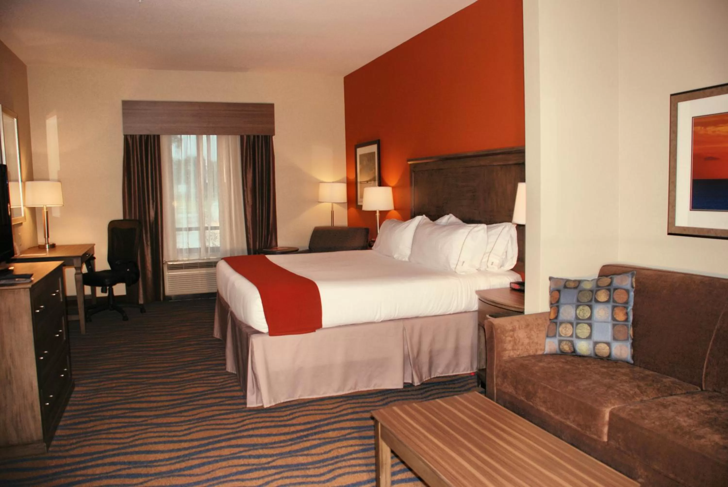 Bedroom, Bed in Holiday Inn Express Hotel & Suites Morgan City- Tiger Island by IHG