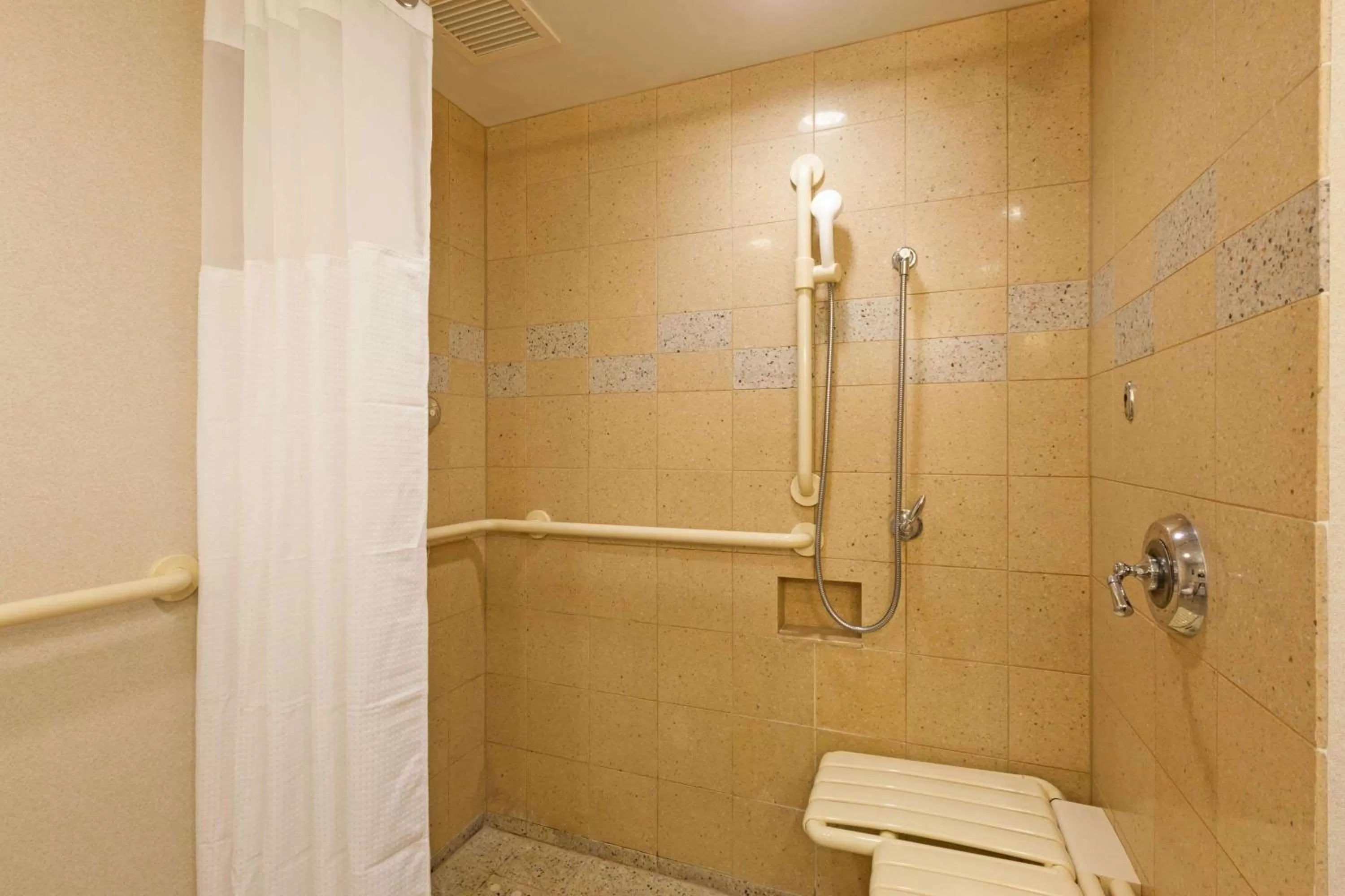 Bathroom in Wyndham Grand Pittsburgh