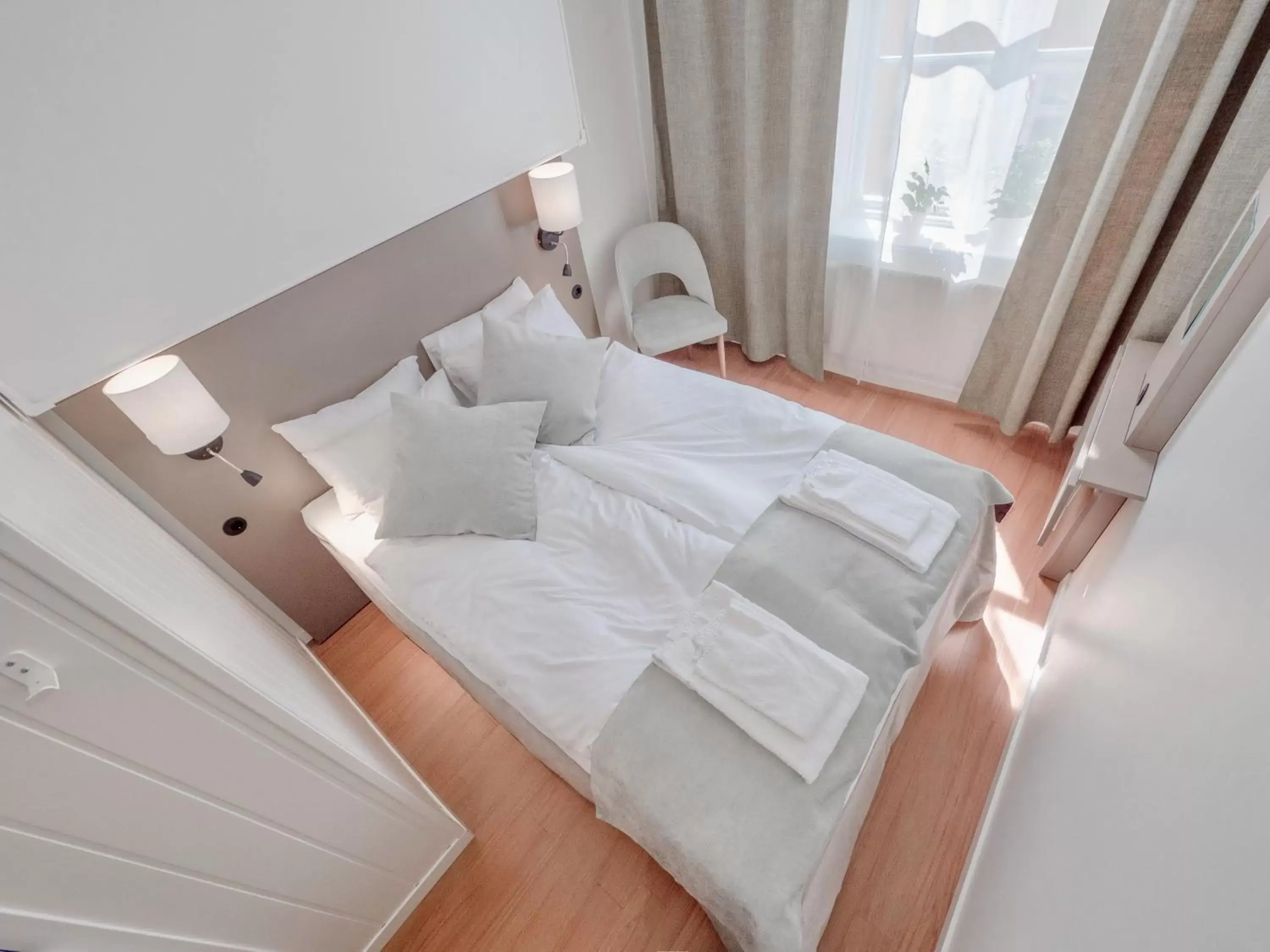 Budget Double Room with small bathroom in Hamnhotellet Budget Double Room with small bathroom in Hamnhotellet