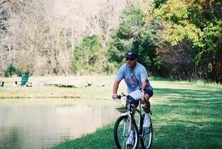 Cycling, Biking in Berry Springs Lodge