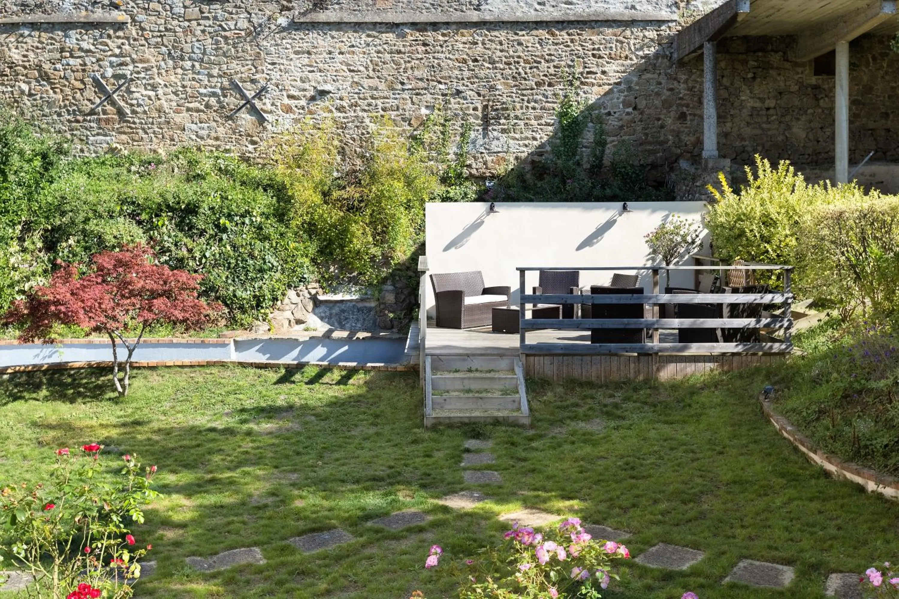 Patio in Hotel De Clisson Saint Brieuc