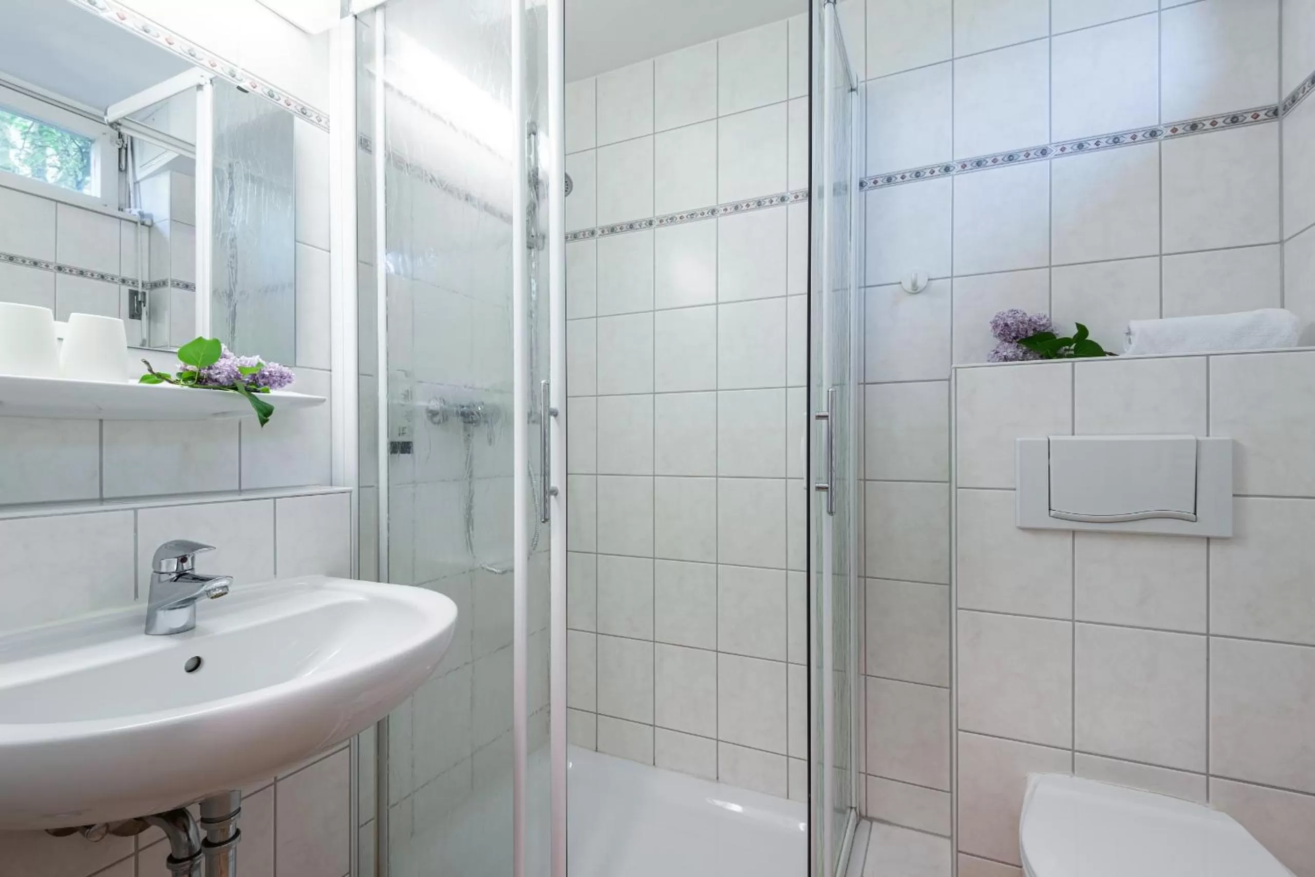 Bathroom in Gästehaus Lazarus