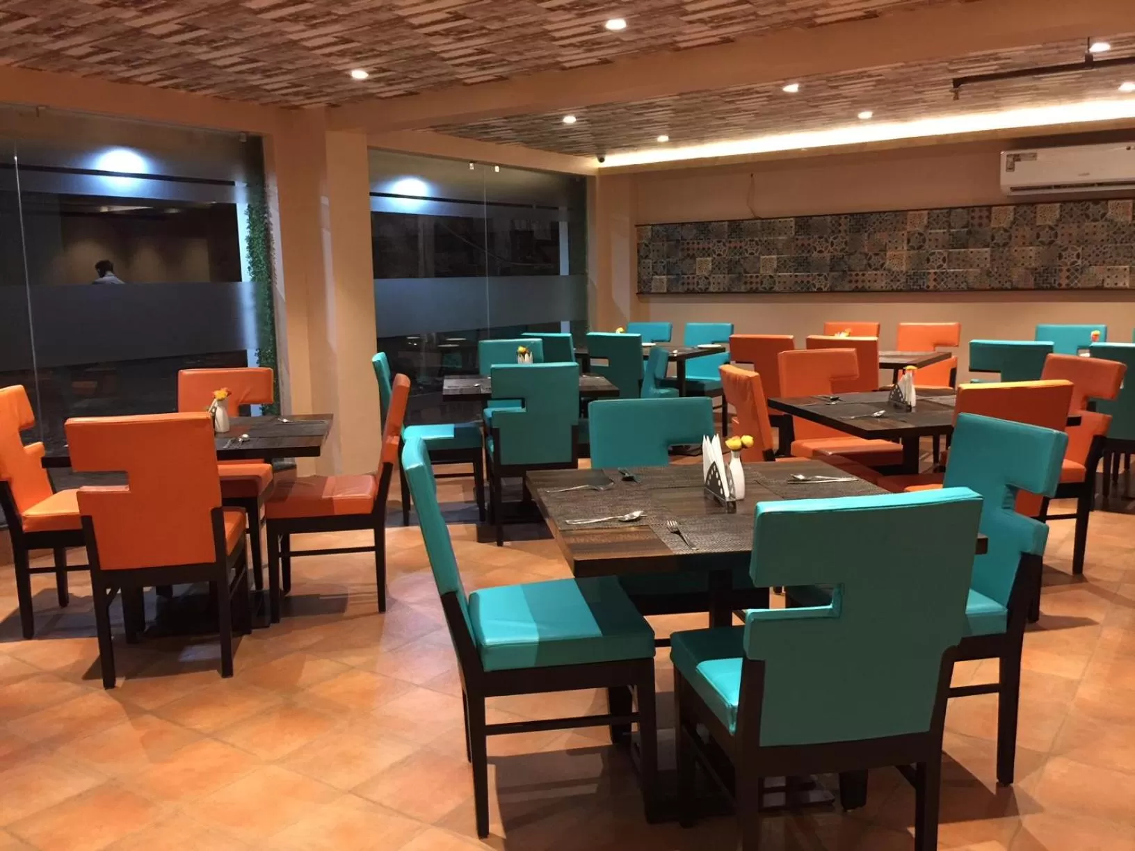 Restaurant/places to eat in Hotel Malisca